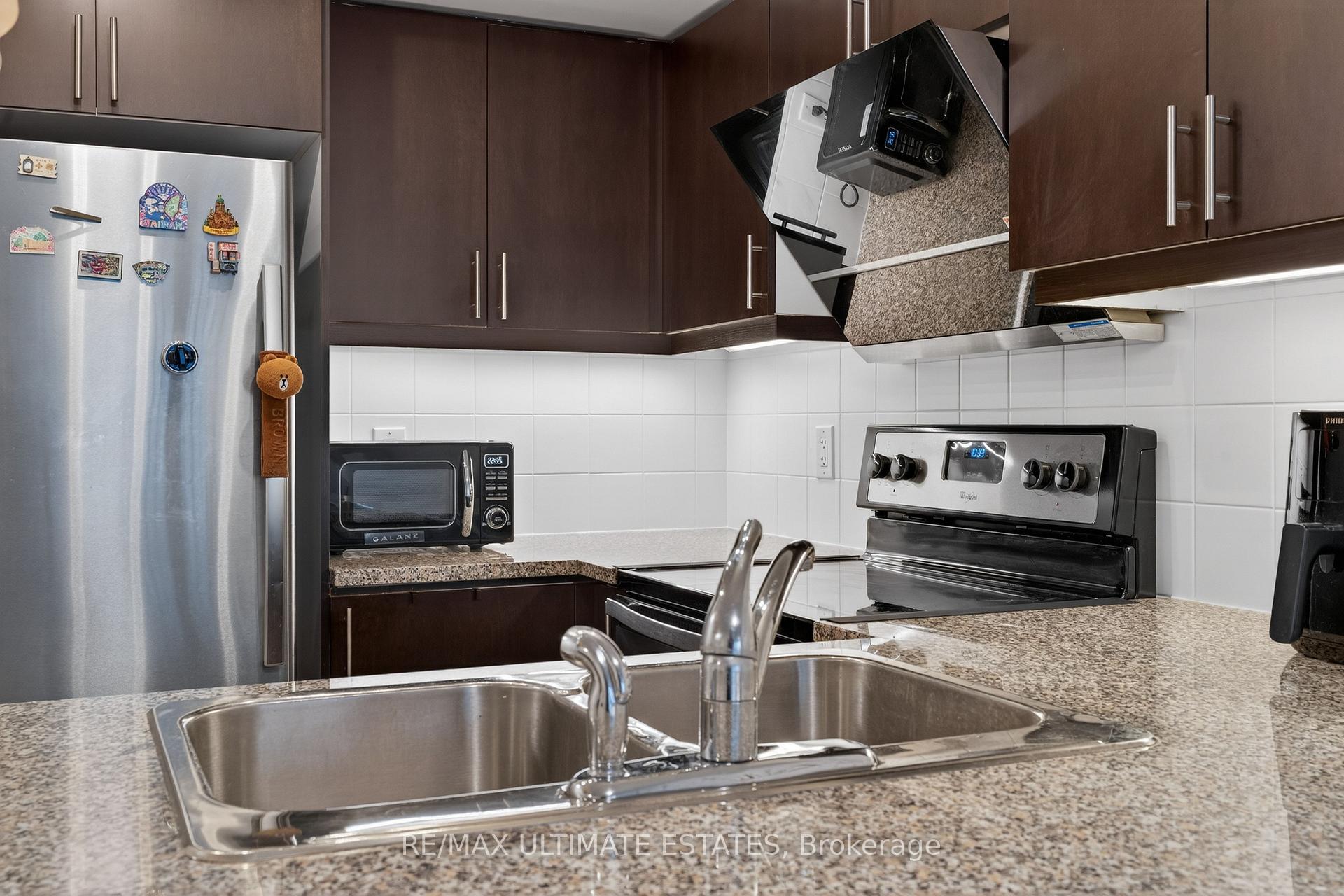 Photo 18 of Unit 2205, 19 Grand Trunk Crescent, Toronto, Waterfront Communities — HOMEH