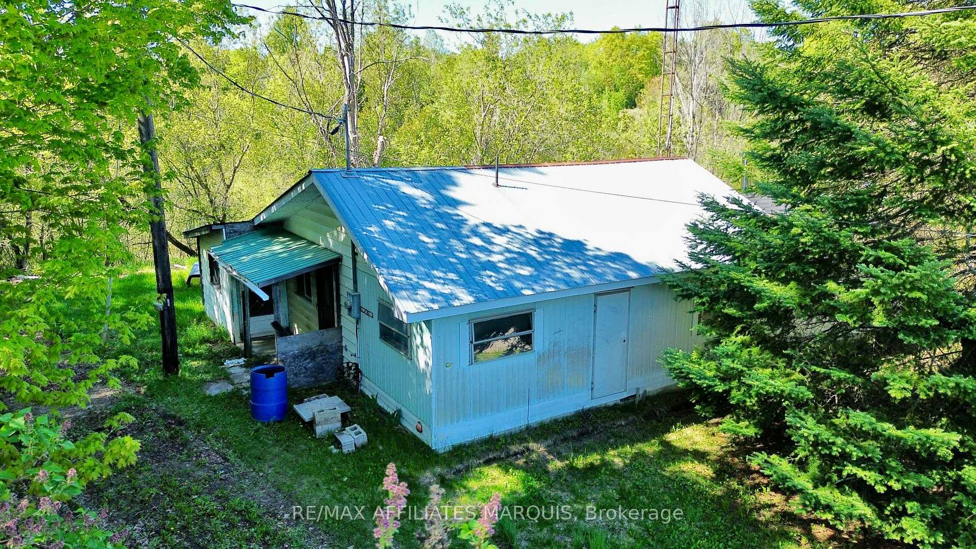 Photo 2 of 1195 Thompson Road, Frontenac, Frontenac Centre — HOMEH