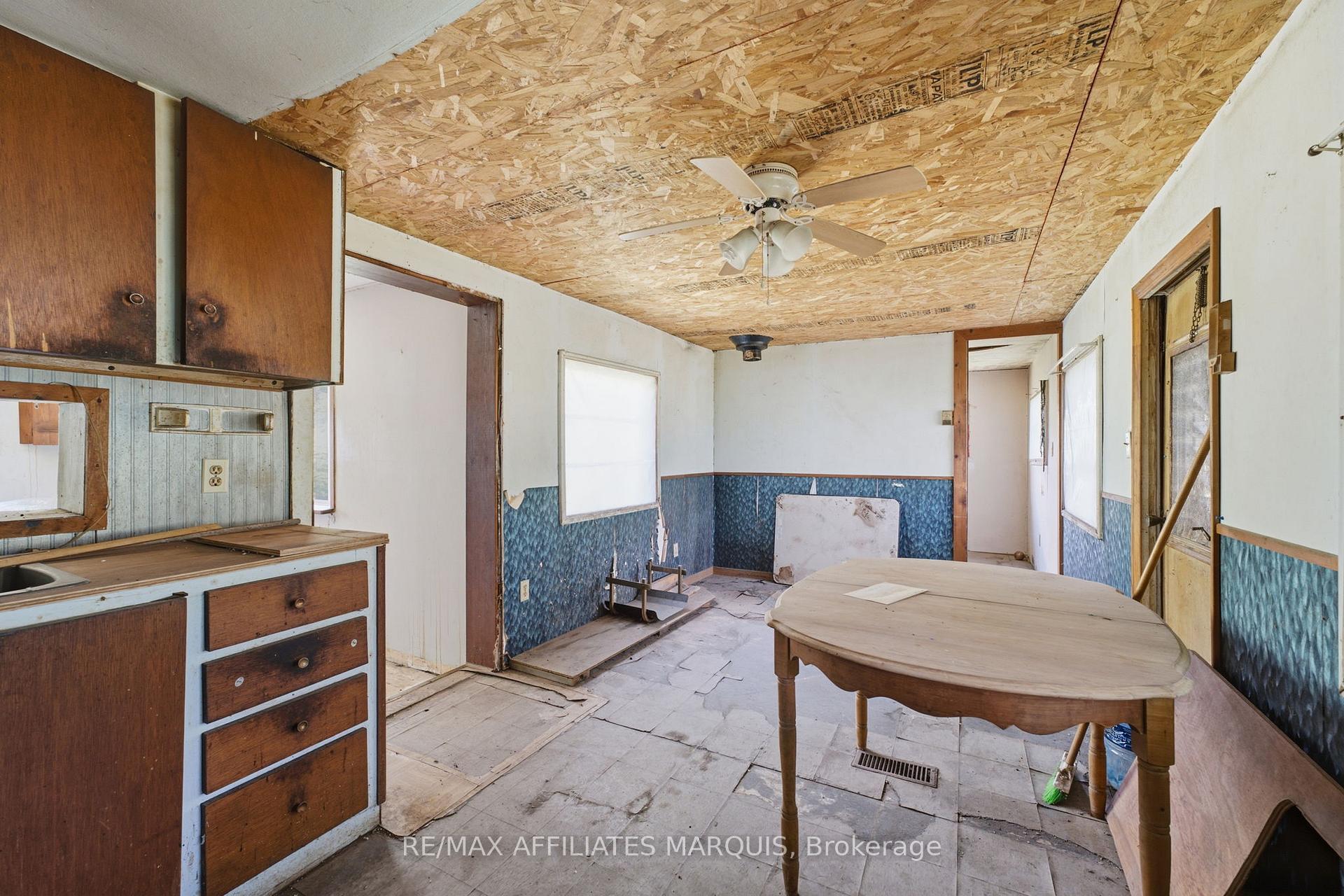 Photo 11 of 1195 Thompson Road, Frontenac, Frontenac Centre — HOMEH