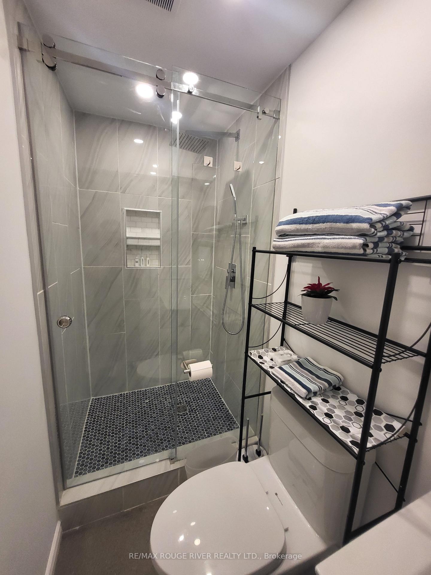 Photo 21 of Unit Lower, 6 Lippincott Street, Toronto, Kensington-Chinatown — HOMEH