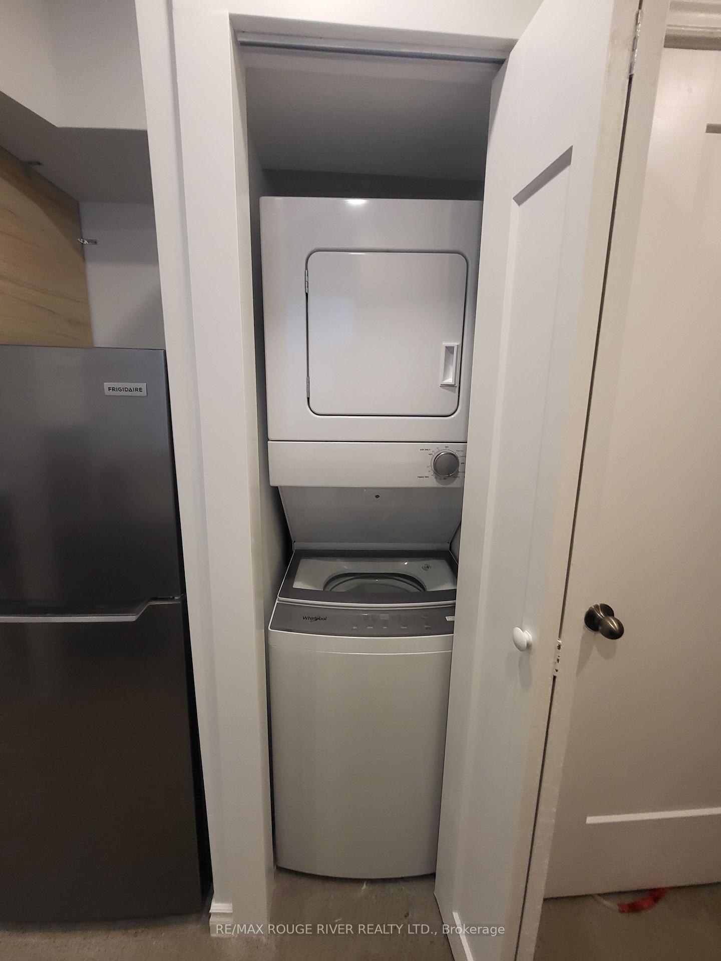 Photo 25 of Unit Lower, 6 Lippincott Street, Toronto, Kensington-Chinatown — HOMEH