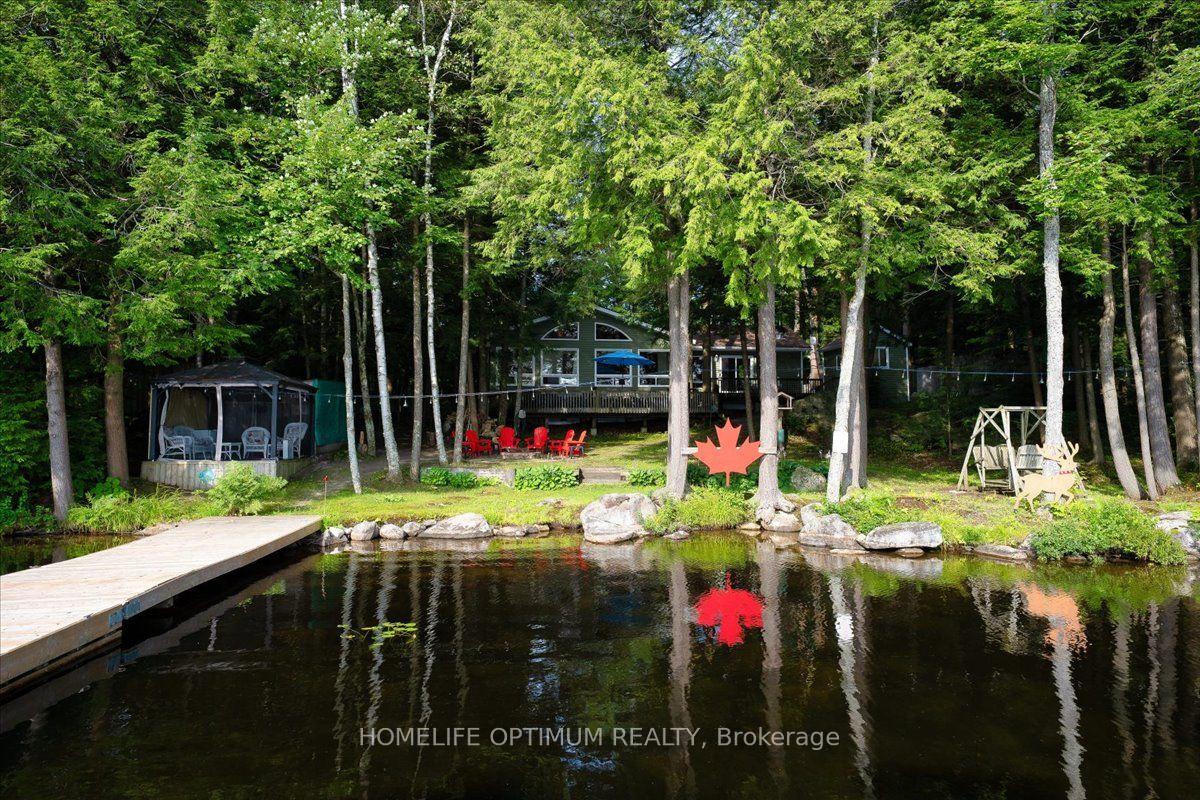 Photo of 1195 Lakeshore Drive N