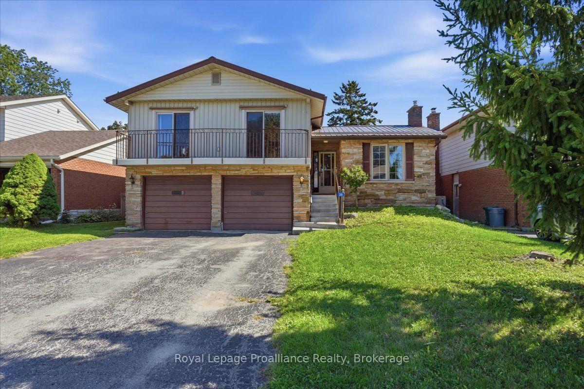 Photo 1 of 28 Kensington Crescent, Belleville, Belleville Ward — HOMEH
