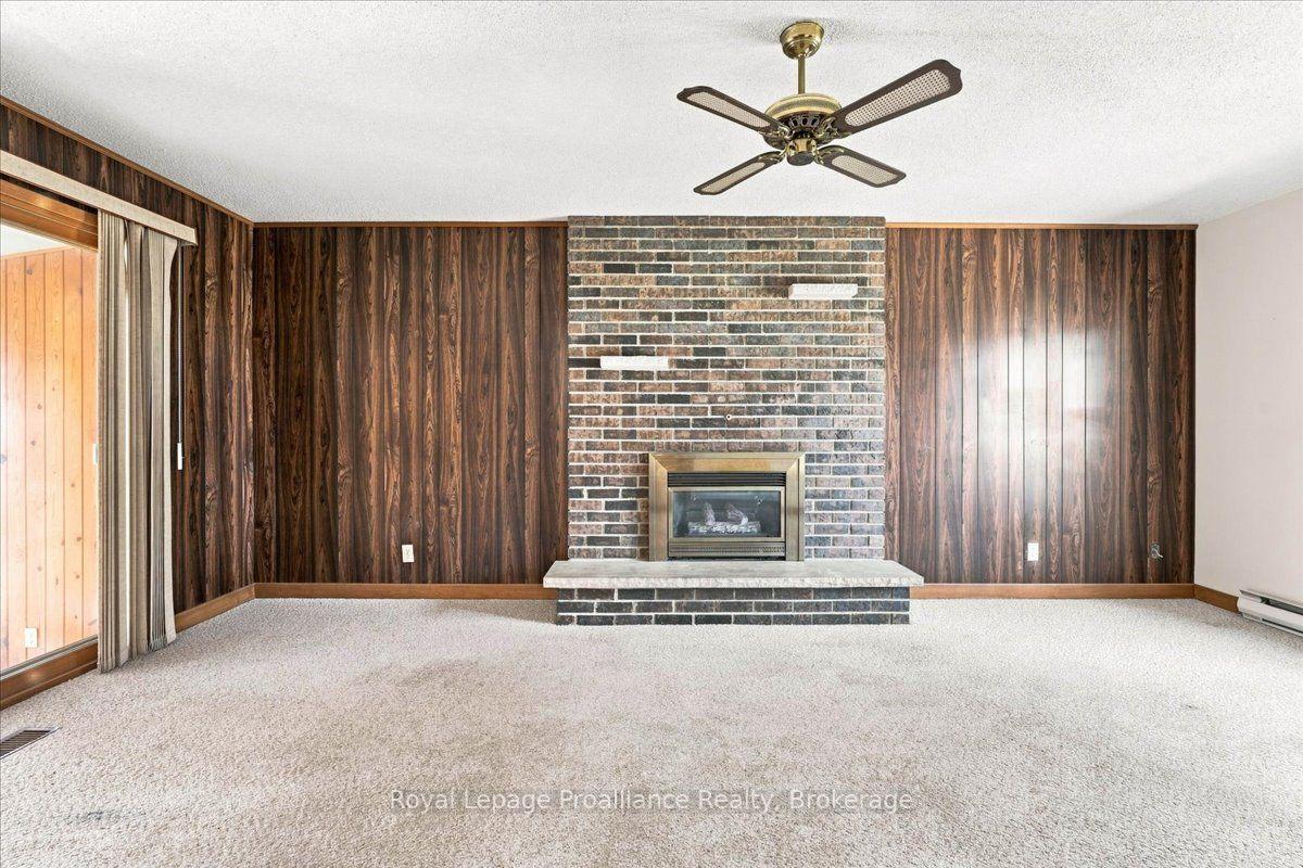 Photo 6 of 28 Kensington Crescent, Belleville, Belleville Ward — HOMEH