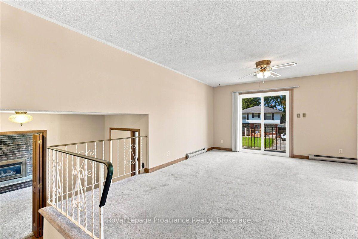Photo 11 of 28 Kensington Crescent, Belleville, Belleville Ward — HOMEH