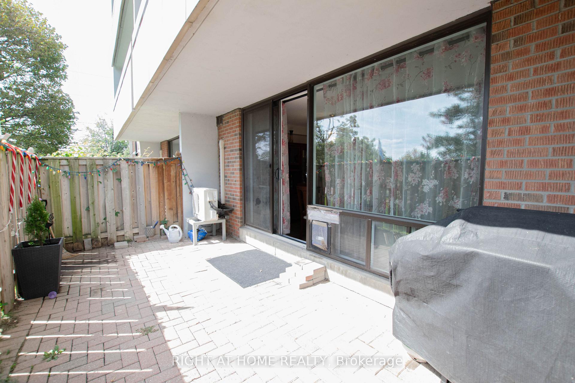 Photo 12 of Unit 107, 1210 Radom Street, Pickering, Bay Ridges — HOMEH