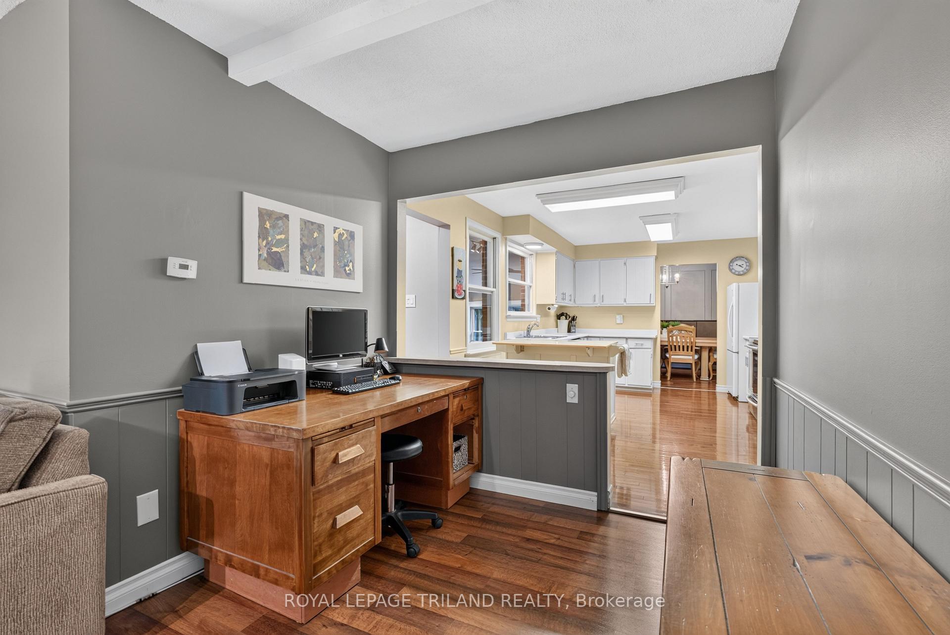 Photo 15 of 165 Camden Crescent, London, North G — HOMEH
