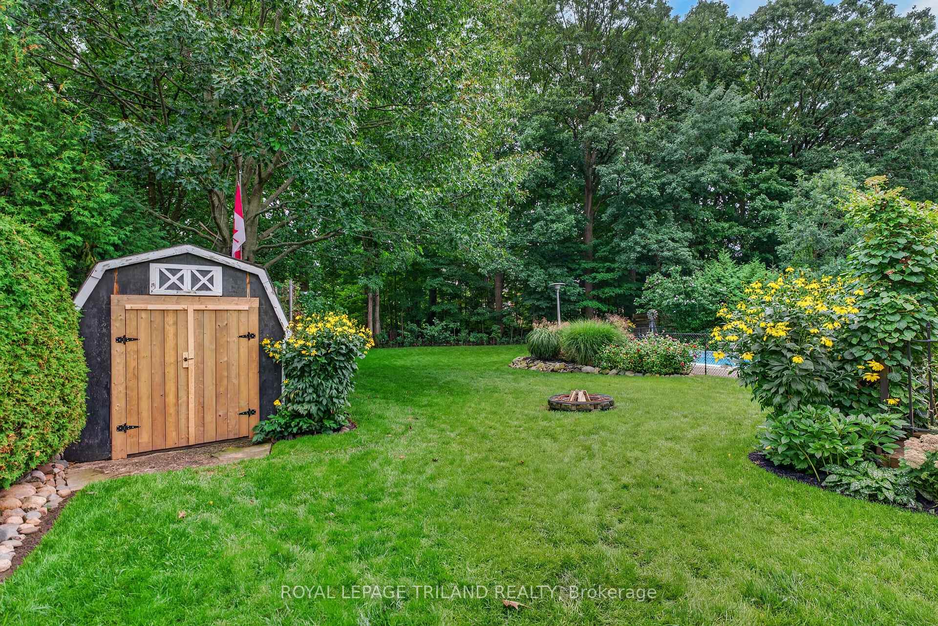 Photo 37 of 165 Camden Crescent, London, North G — HOMEH