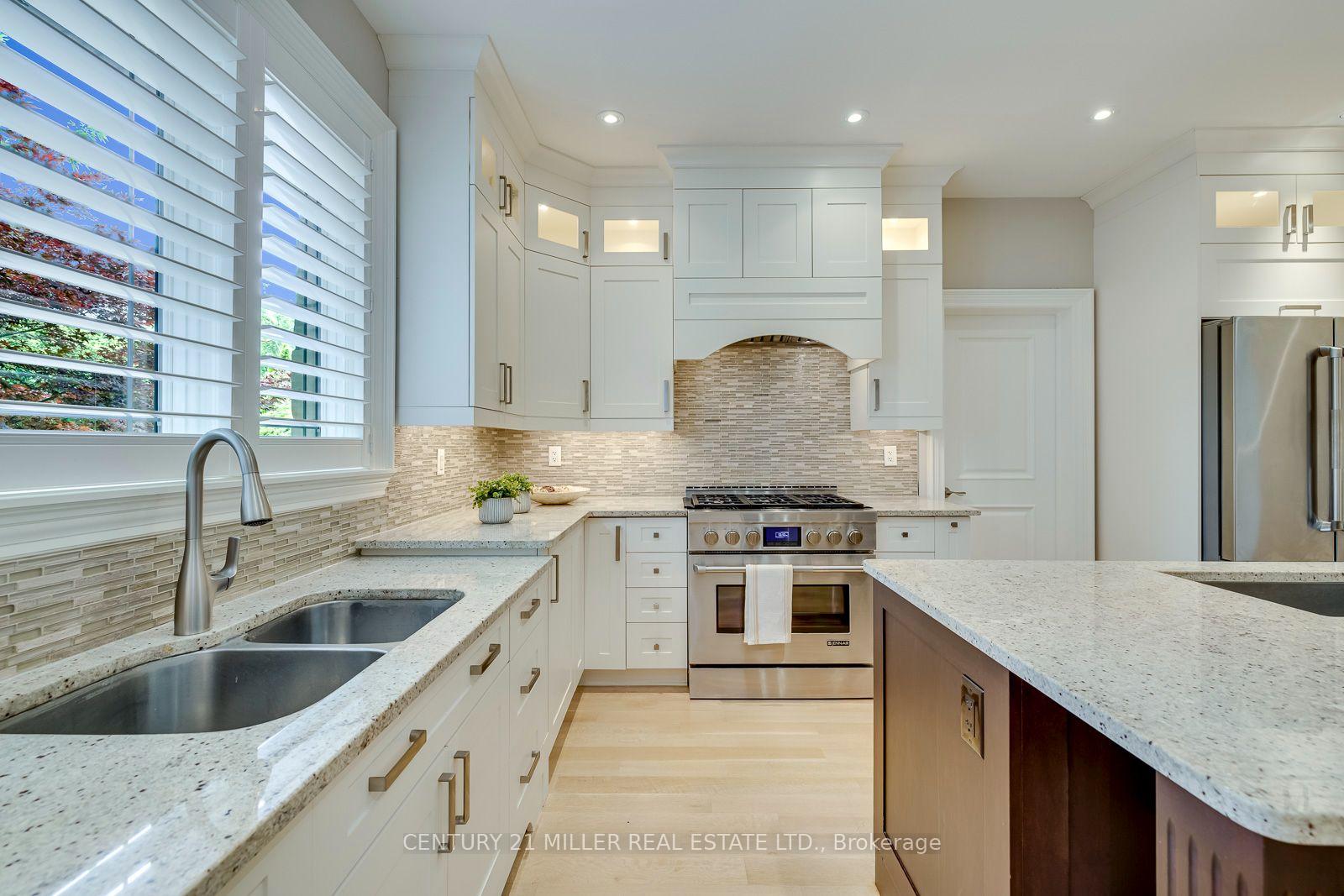 Photo 16 of 168 Walby Drive, Oakville, Southwest — HOMEH