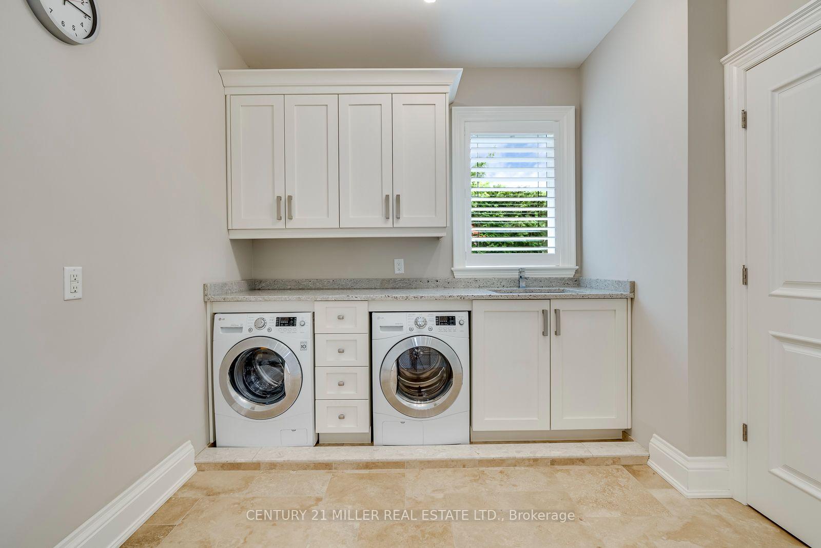 Photo 20 of 168 Walby Drive, Oakville, Southwest — HOMEH