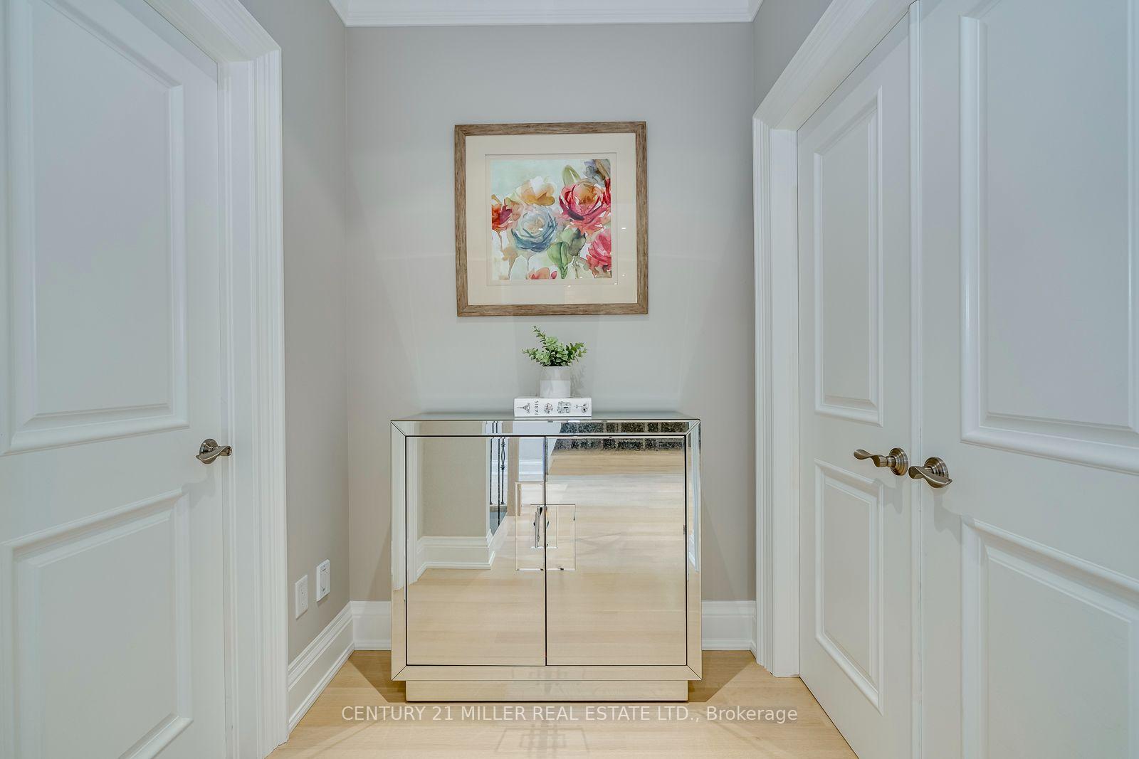 Photo 23 of 168 Walby Drive, Oakville, Southwest — HOMEH
