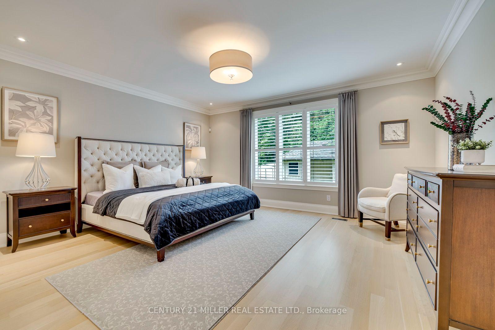 Photo 24 of 168 Walby Drive, Oakville, Southwest — HOMEH