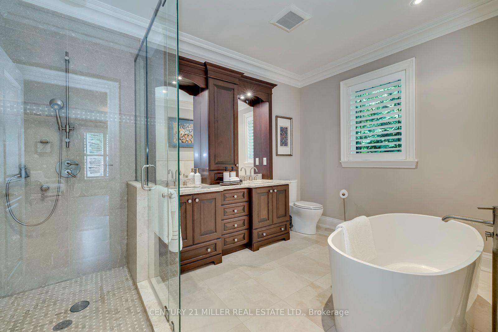 Photo 26 of 168 Walby Drive, Oakville, Southwest — HOMEH