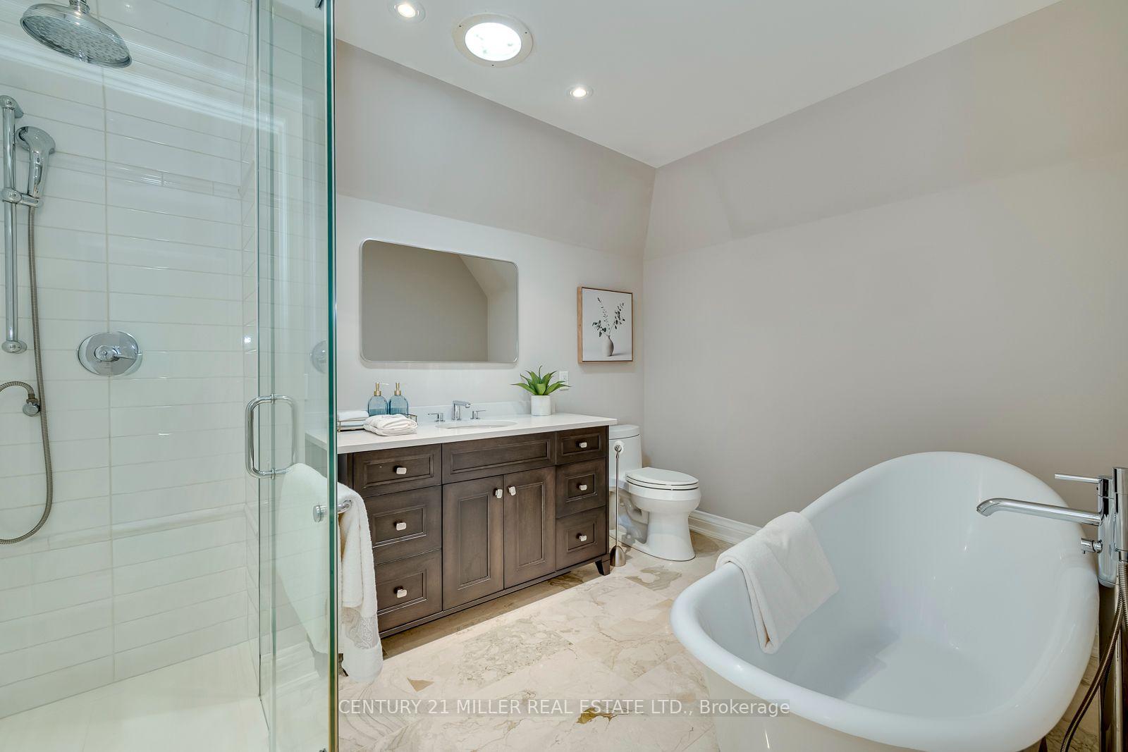 Photo 29 of 168 Walby Drive, Oakville, Southwest — HOMEH