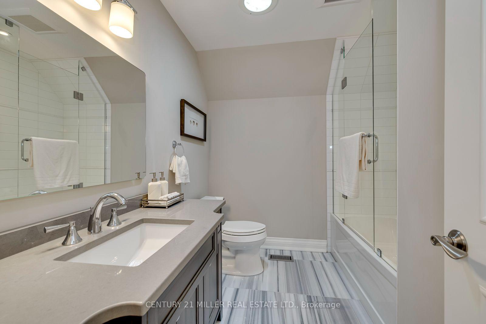 Photo 33 of 168 Walby Drive, Oakville, Southwest — HOMEH