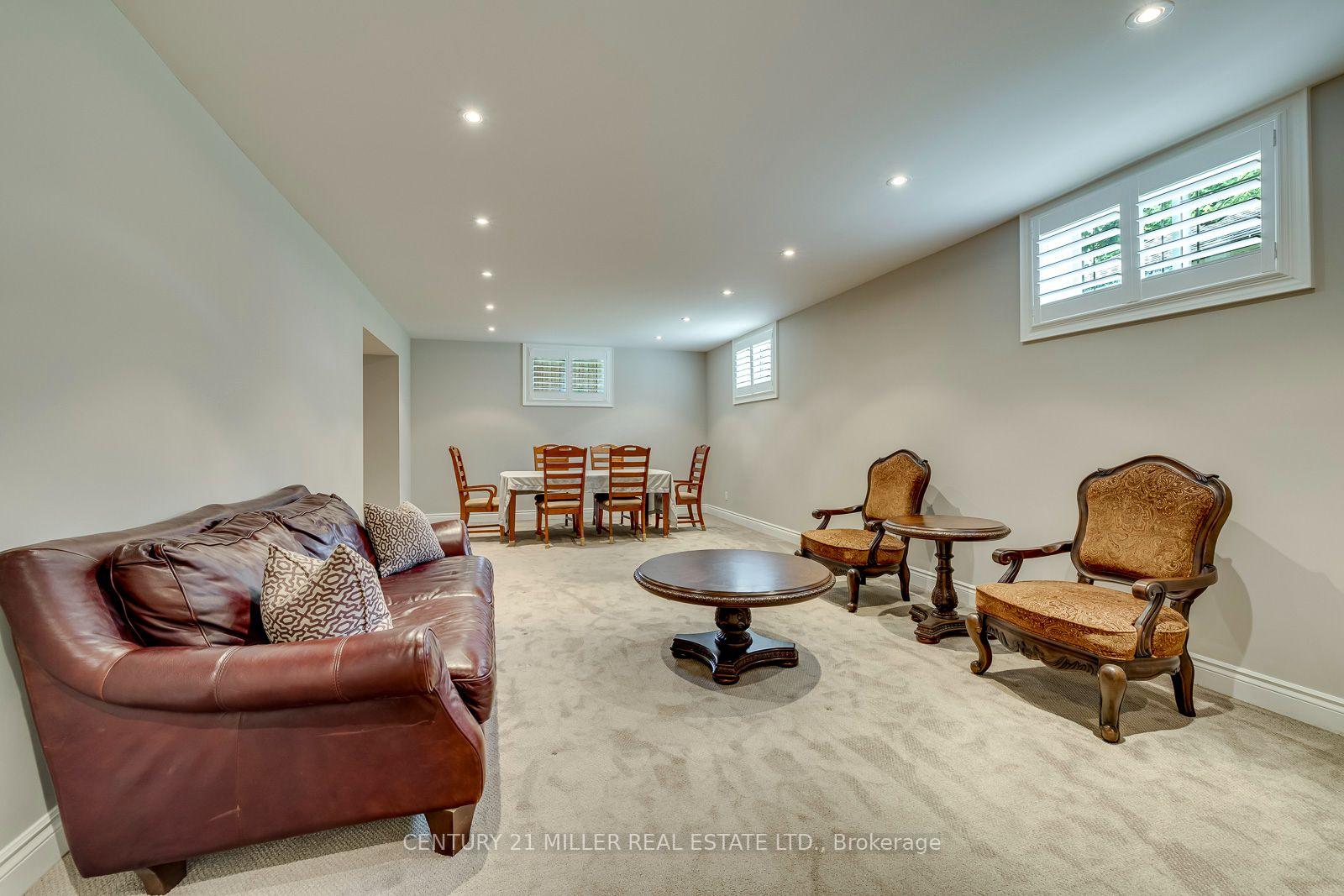 Photo 39 of 168 Walby Drive, Oakville, Southwest — HOMEH