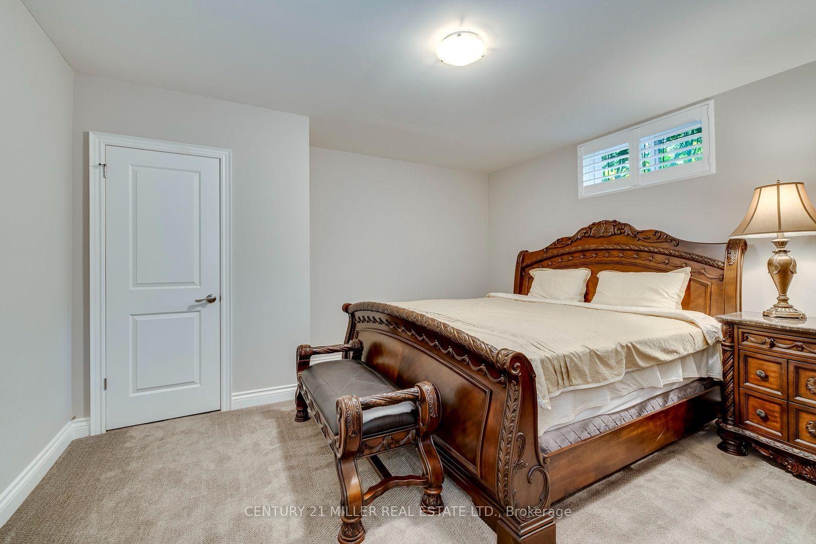 Photo 41 of 168 Walby Drive, Oakville, Southwest — HOMEH