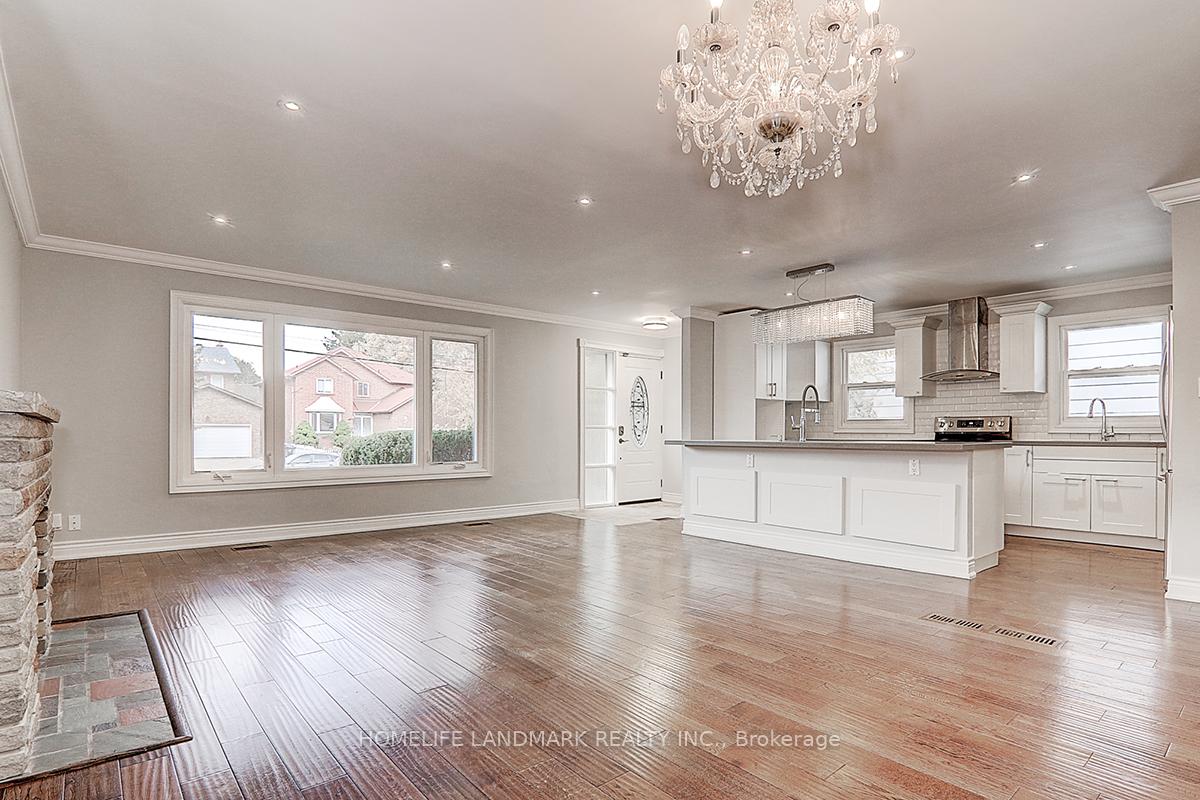 Photo 10 of 367 Cummer Avenue, North York, Newtonbrook East — HOMEH