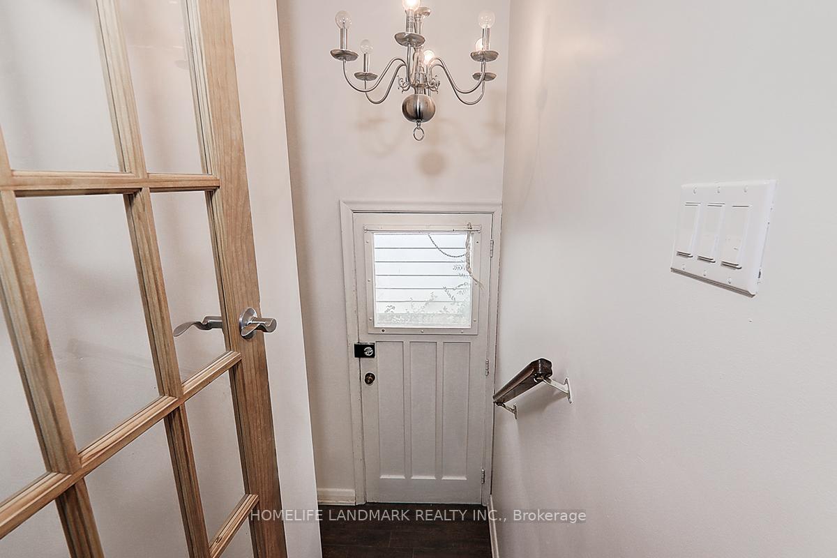 Photo 16 of 367 Cummer Avenue, North York, Newtonbrook East — HOMEH