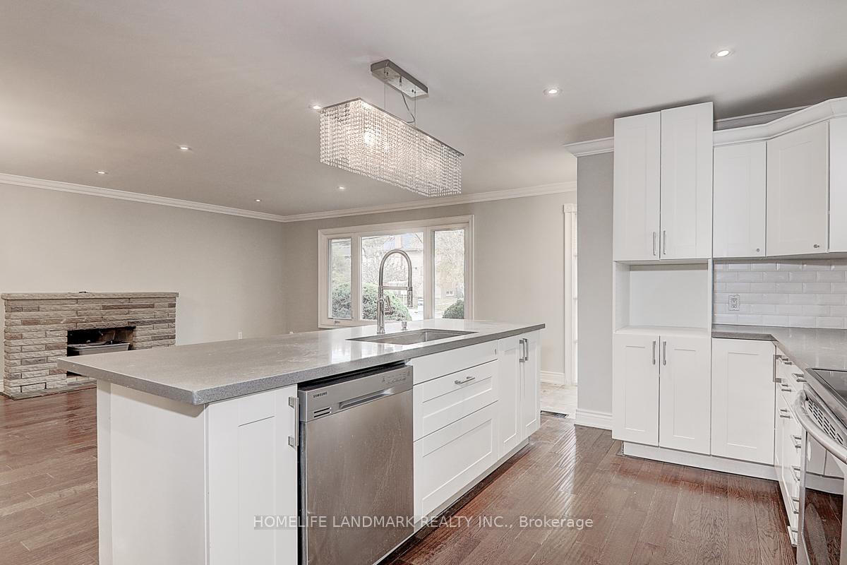 Photo 24 of 367 Cummer Avenue, North York, Newtonbrook East — HOMEH