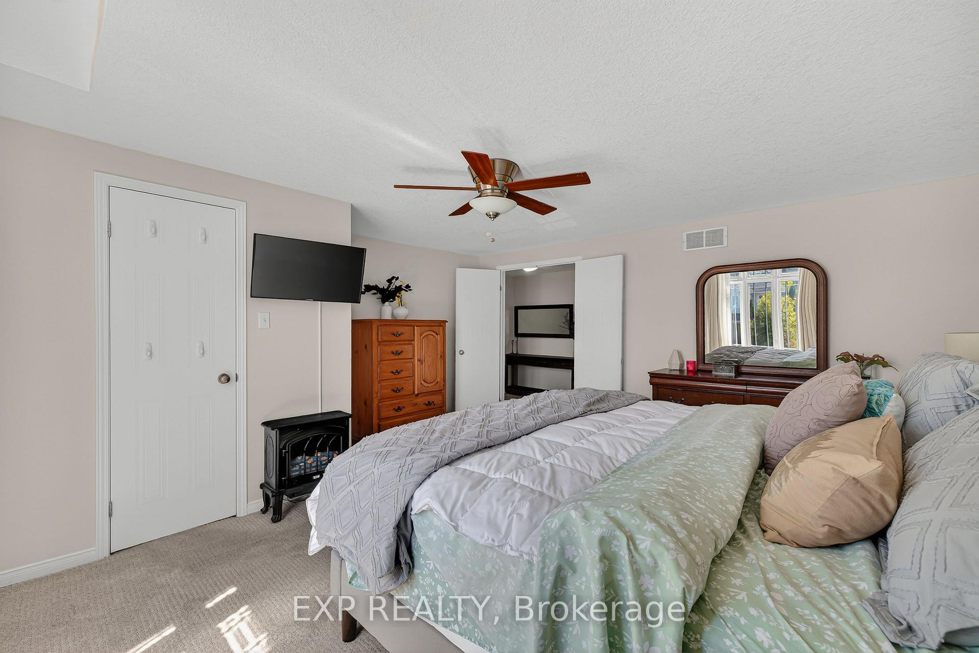 Photo 22 of 475 Annapolis Court, Waterloo, Colonial Acres — HOMEH