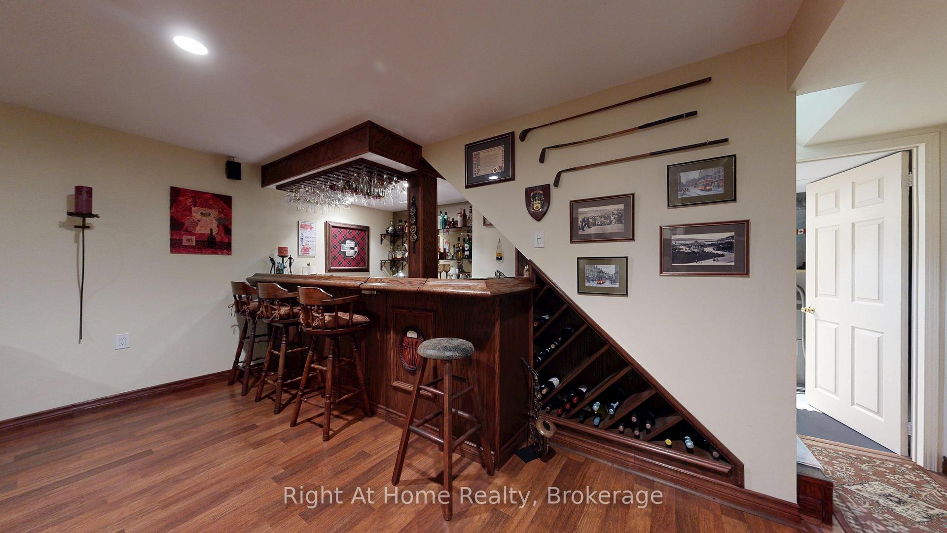 Photo 9 of 40 Torr Lane, Ajax, Central — HOMEH