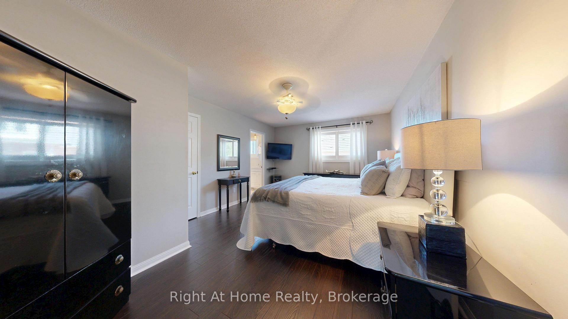 Photo 12 of 40 Torr Lane, Ajax, Central — HOMEH