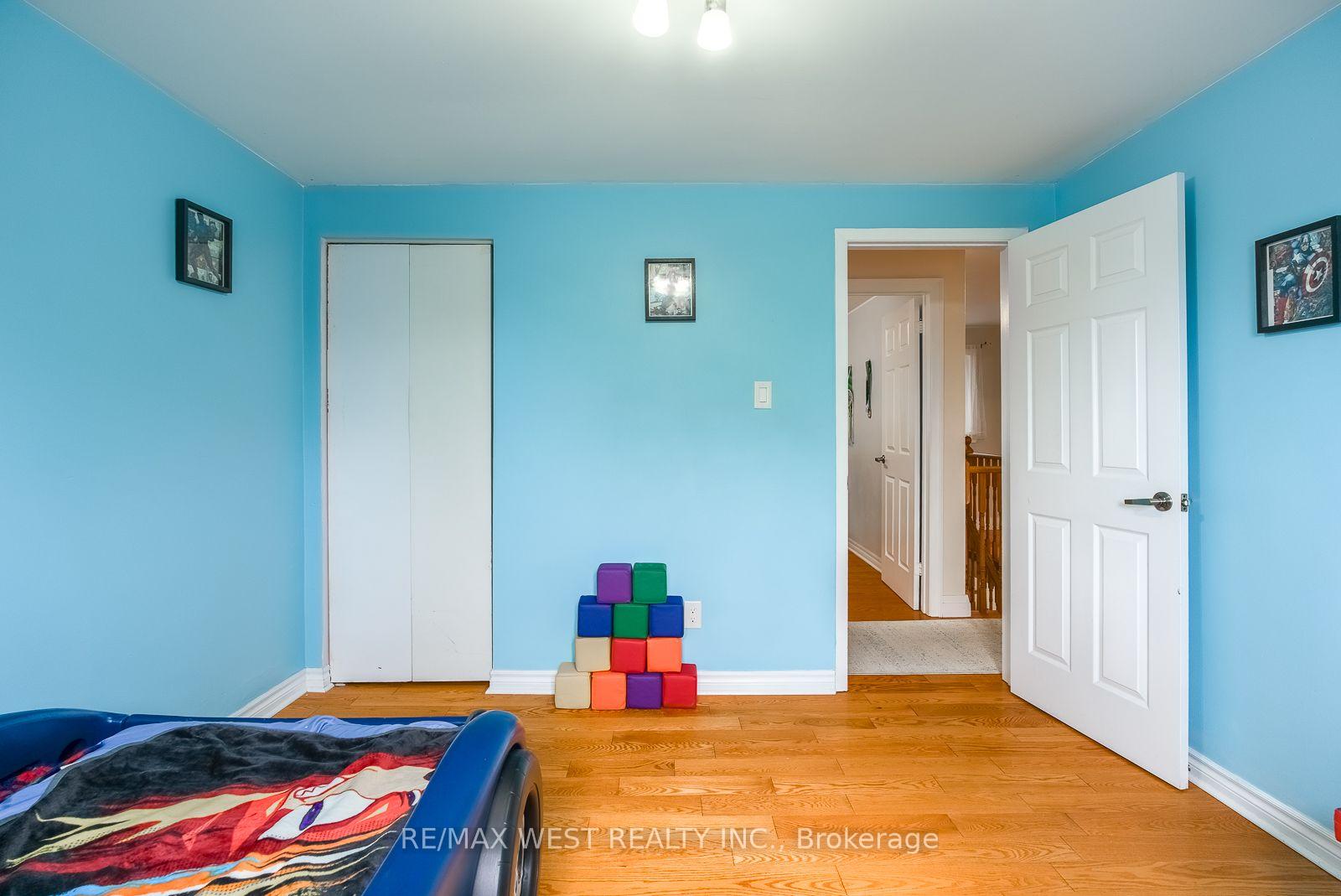 Photo 26 of 347 Karen Park Crescent, Mississauga, Mississauga Valleys — HOMEH