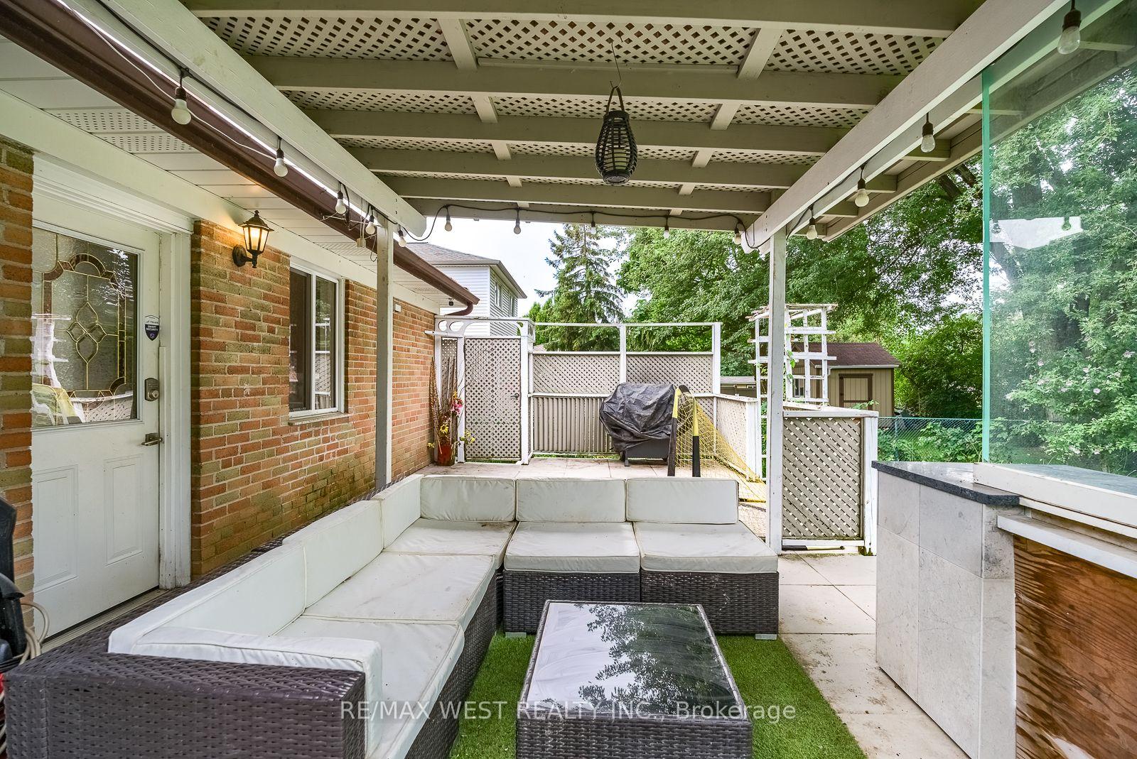 Photo 43 of 347 Karen Park Crescent, Mississauga, Mississauga Valleys — HOMEH