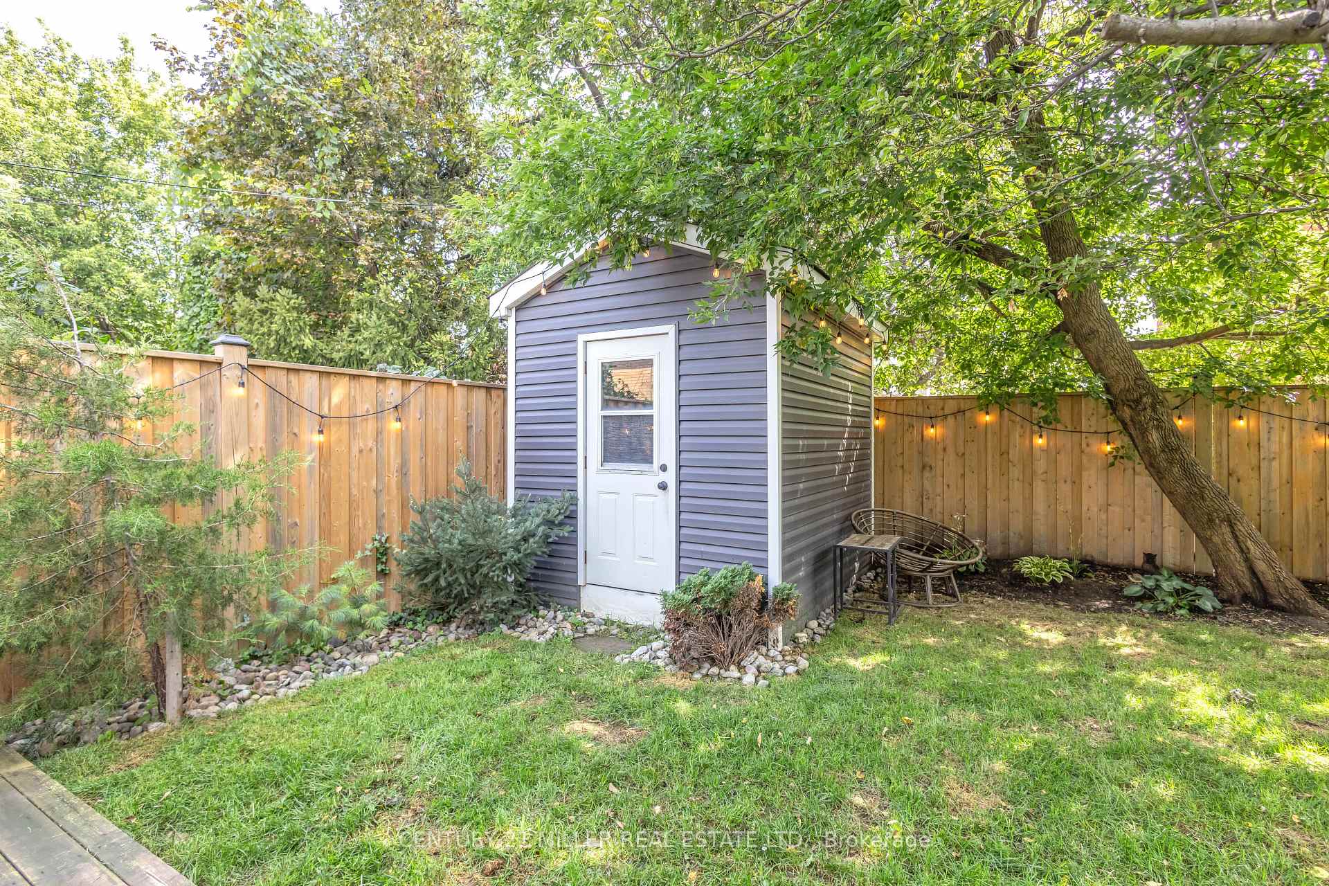 Photo 24 of 16 Wexford Avenue N, Hamilton, Crown Point — HOMEH