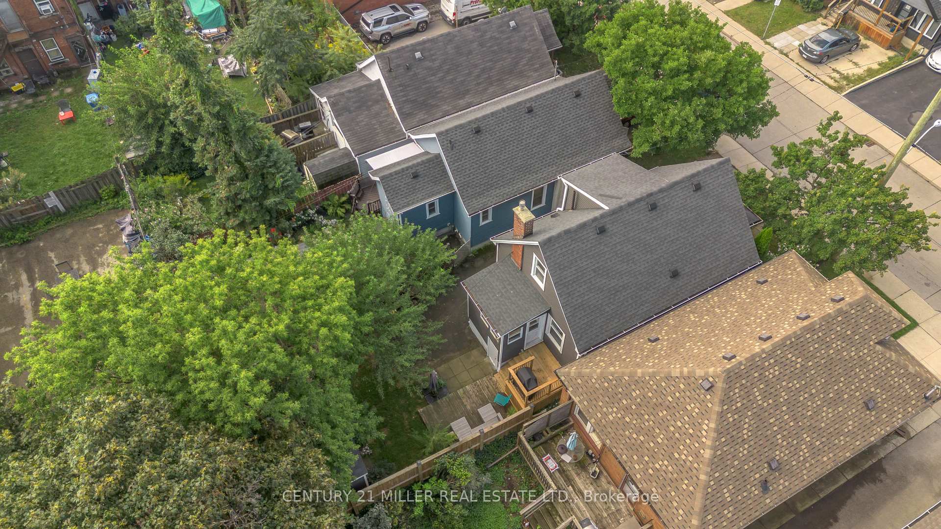 Photo 27 of 16 Wexford Avenue N, Hamilton, Crown Point — HOMEH
