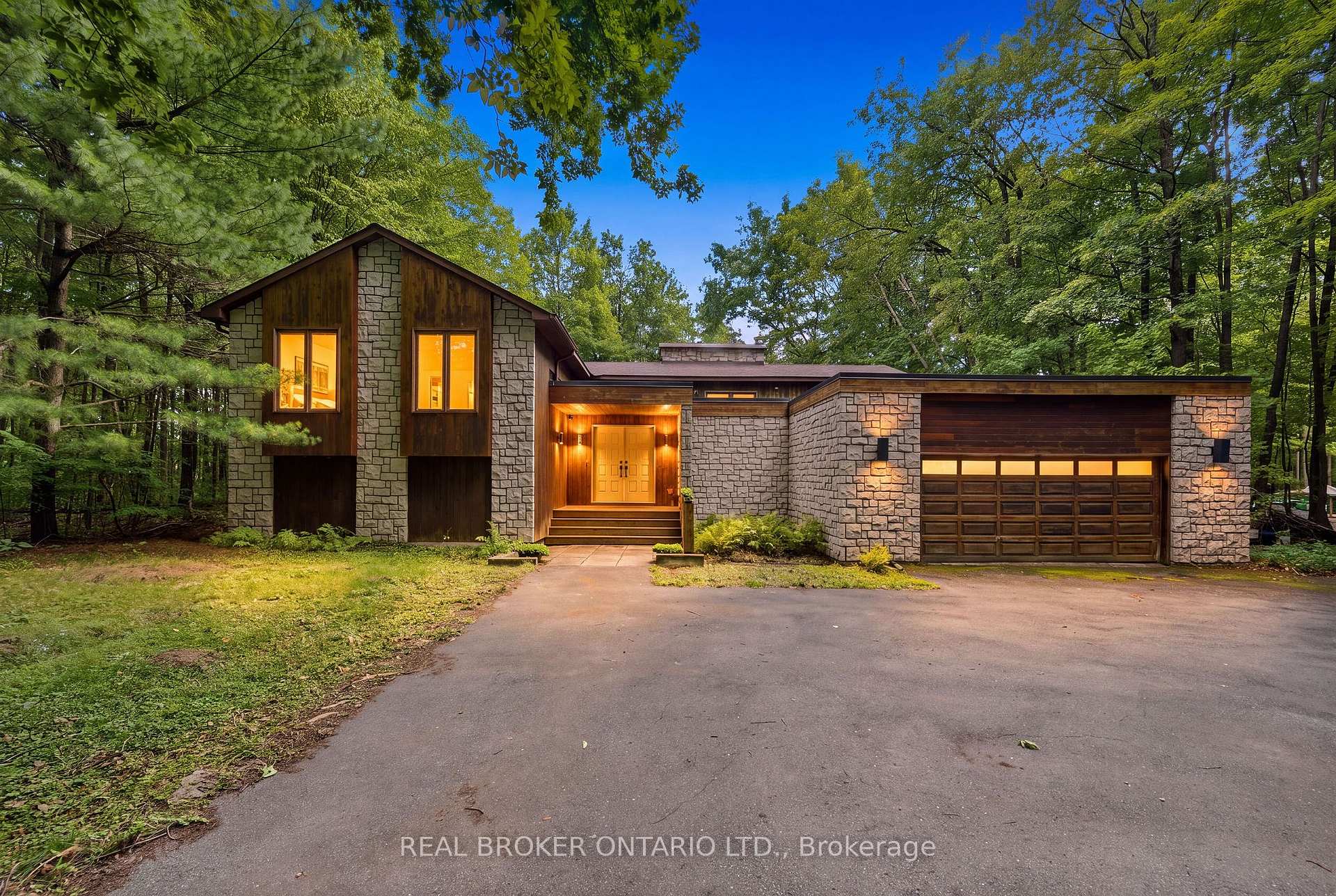 Front of 2316 French Hill Road