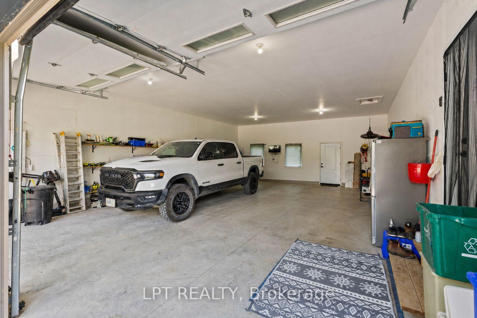 Photo 7 of 449 Bulmers Road, Kawartha Lakes, Verulam — HOMEH