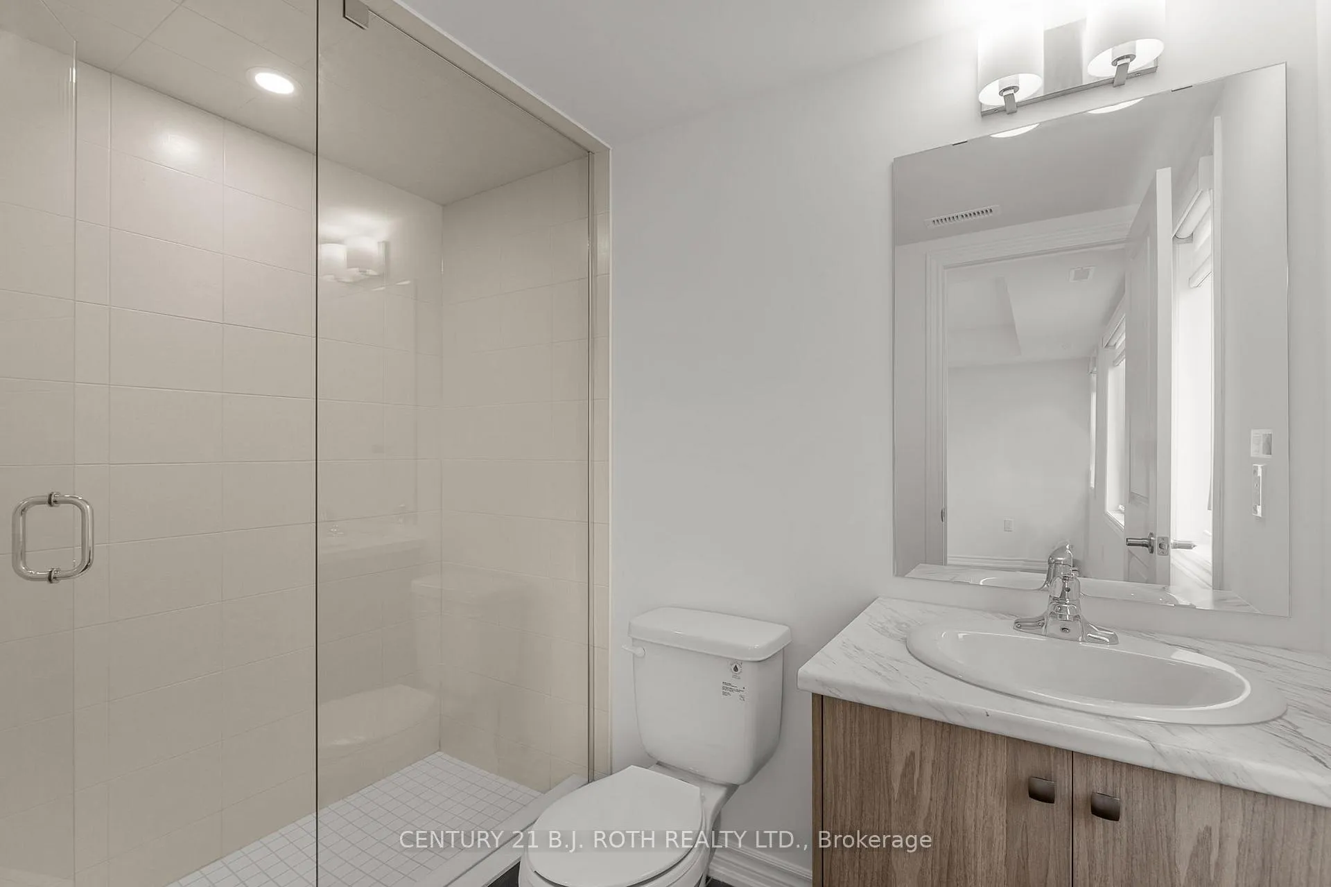 Photo 21 of Unit 4, 23 Hay Lane, Barrie, Innis-Shore — HOMEH