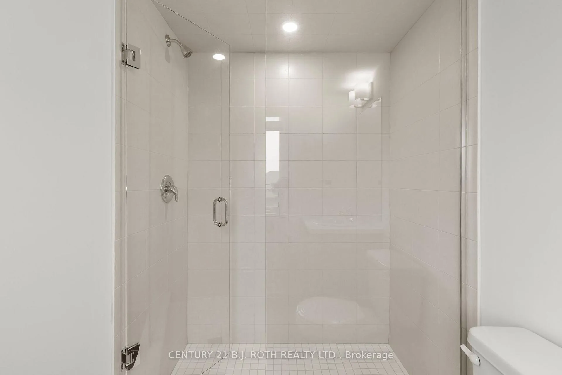 Photo 22 of Unit 4, 23 Hay Lane, Barrie, Innis-Shore — HOMEH
