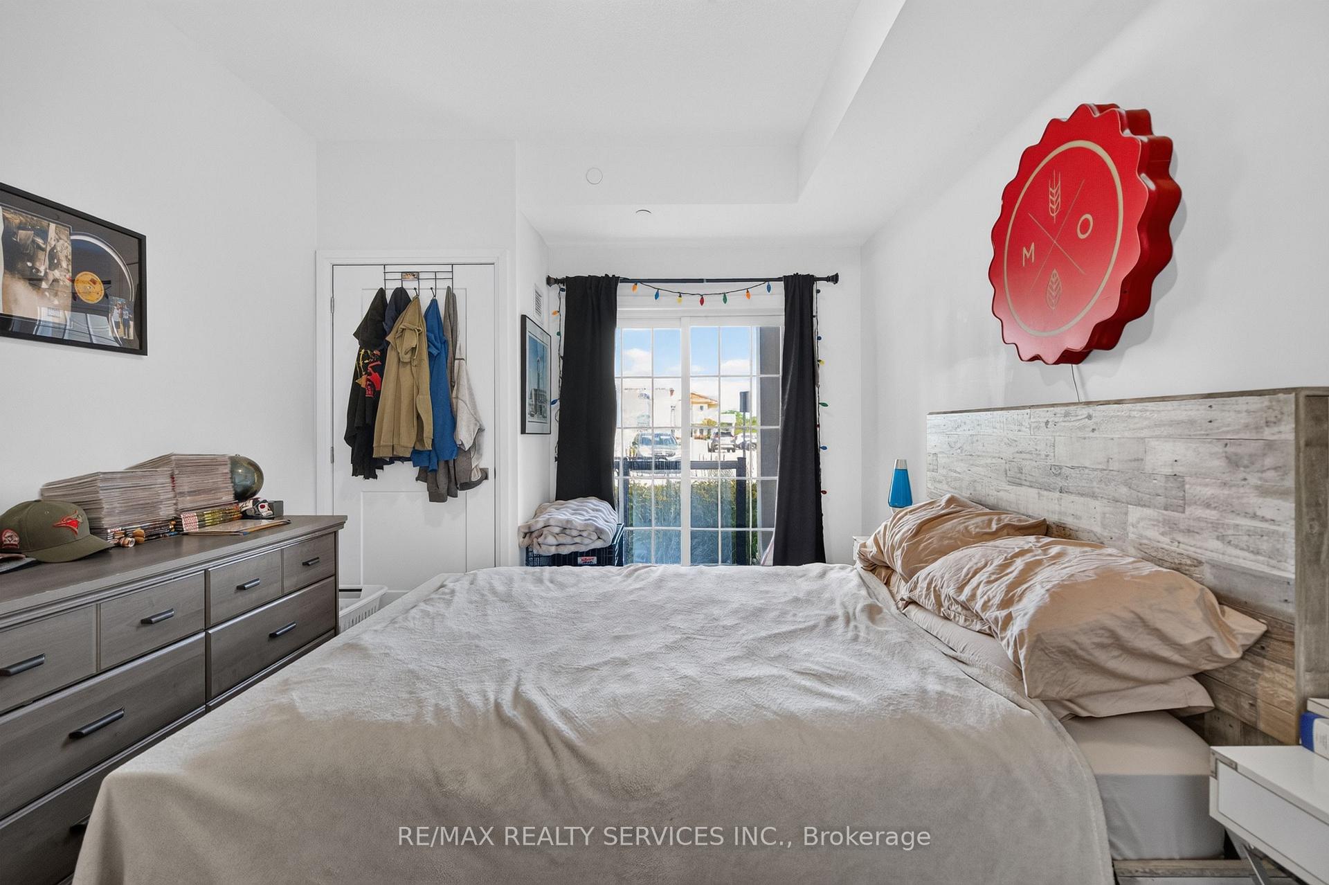 Photo 21 of Unit 129, 50 Lakebreeze Drive, Clarington, Newcastle — HOMEH