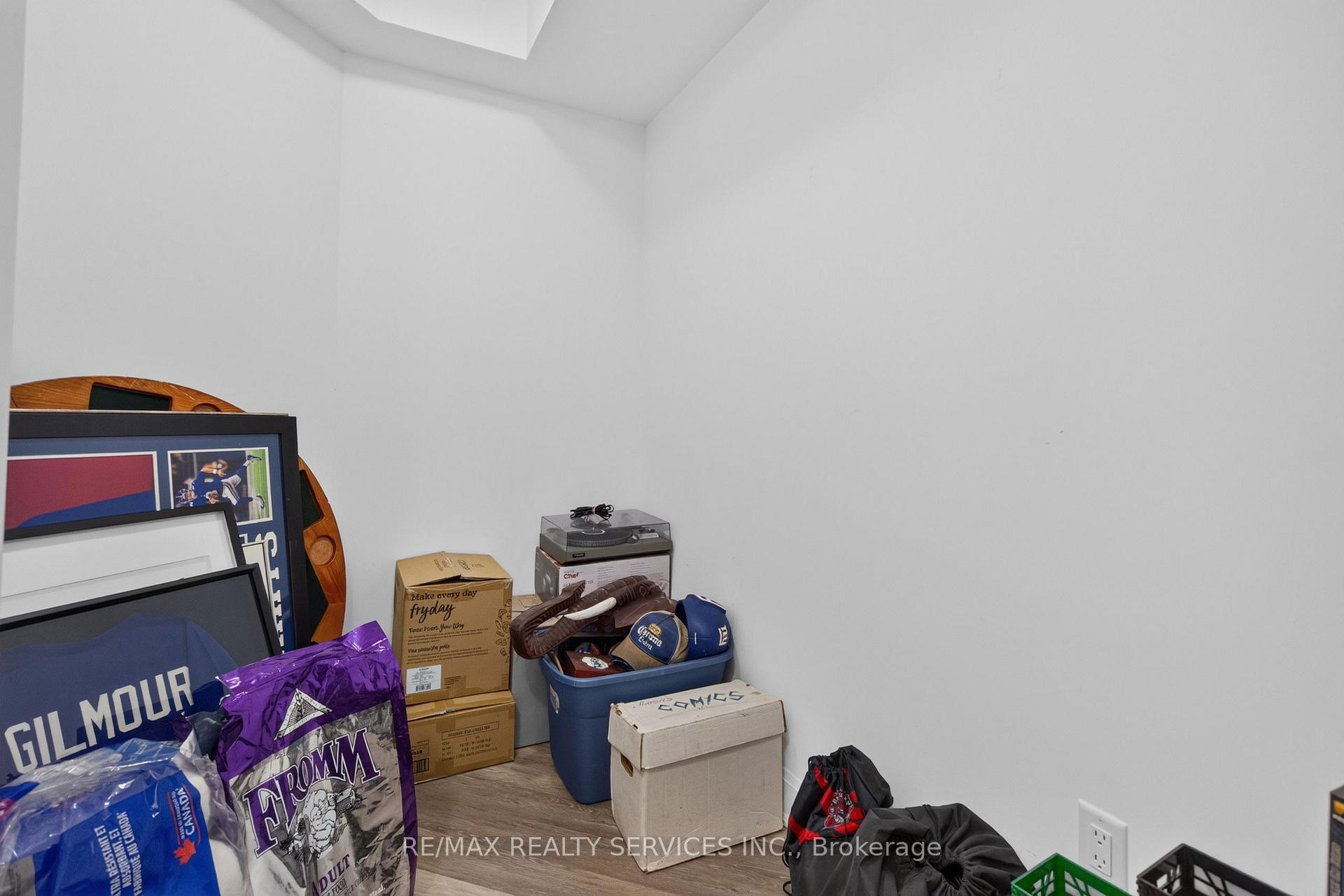 Photo 26 of Unit 129, 50 Lakebreeze Drive, Clarington, Newcastle — HOMEH