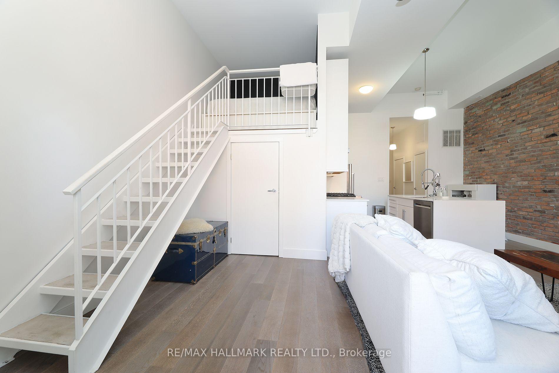 Photo 15 of Unit 204, 1842 Queen Street E, Toronto, The Beaches — HOMEH