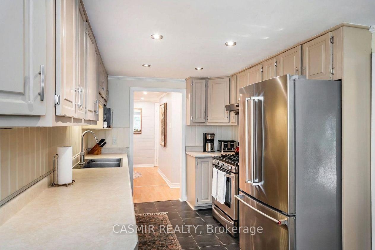 Photo 9 of 2148 Champlain Road, Tiny, Rural Tiny — HOMEH