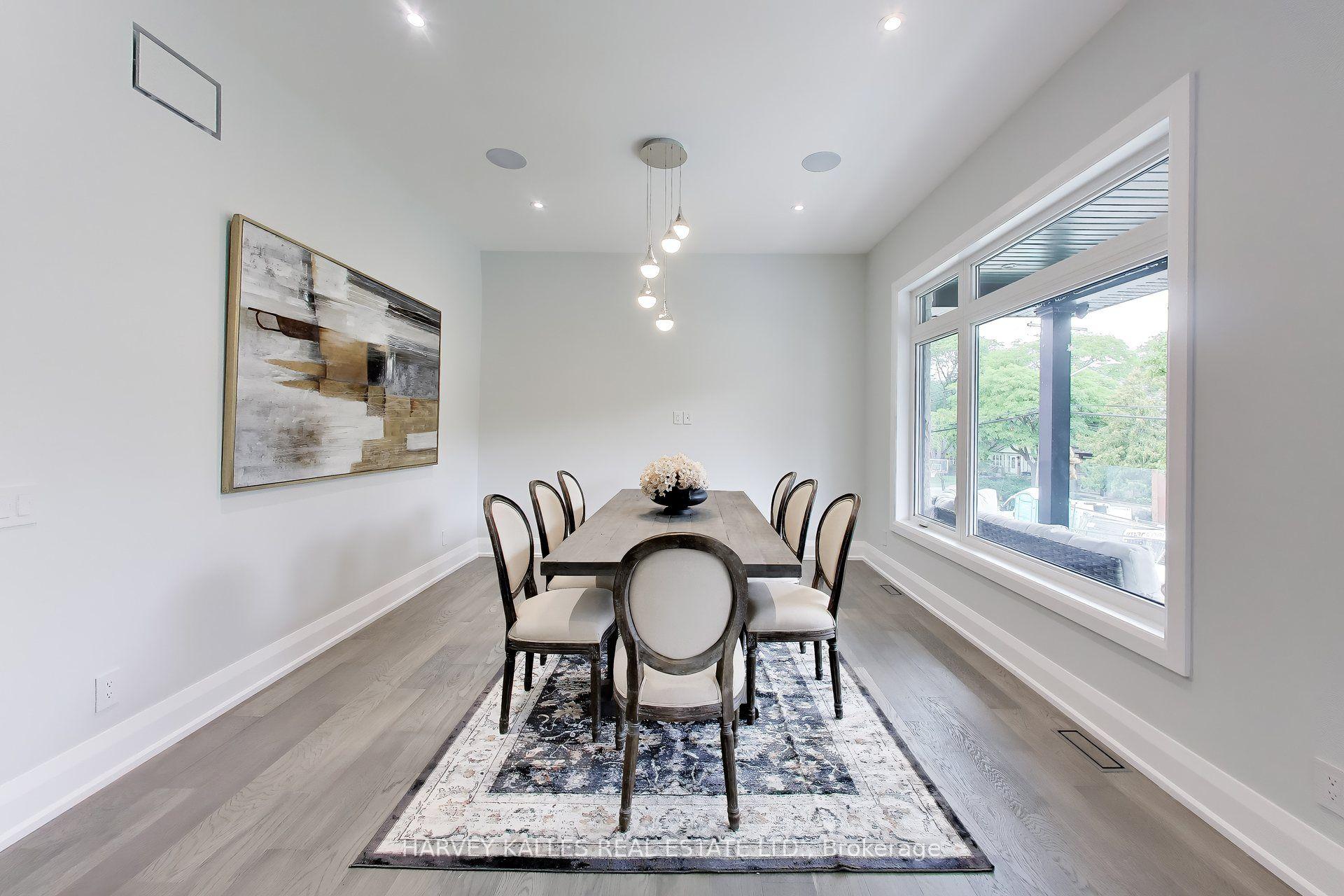 Photo 16 of 24 Ravenscrest Drive, Etobicoke, Princess-Rosethorn — HOMEH
