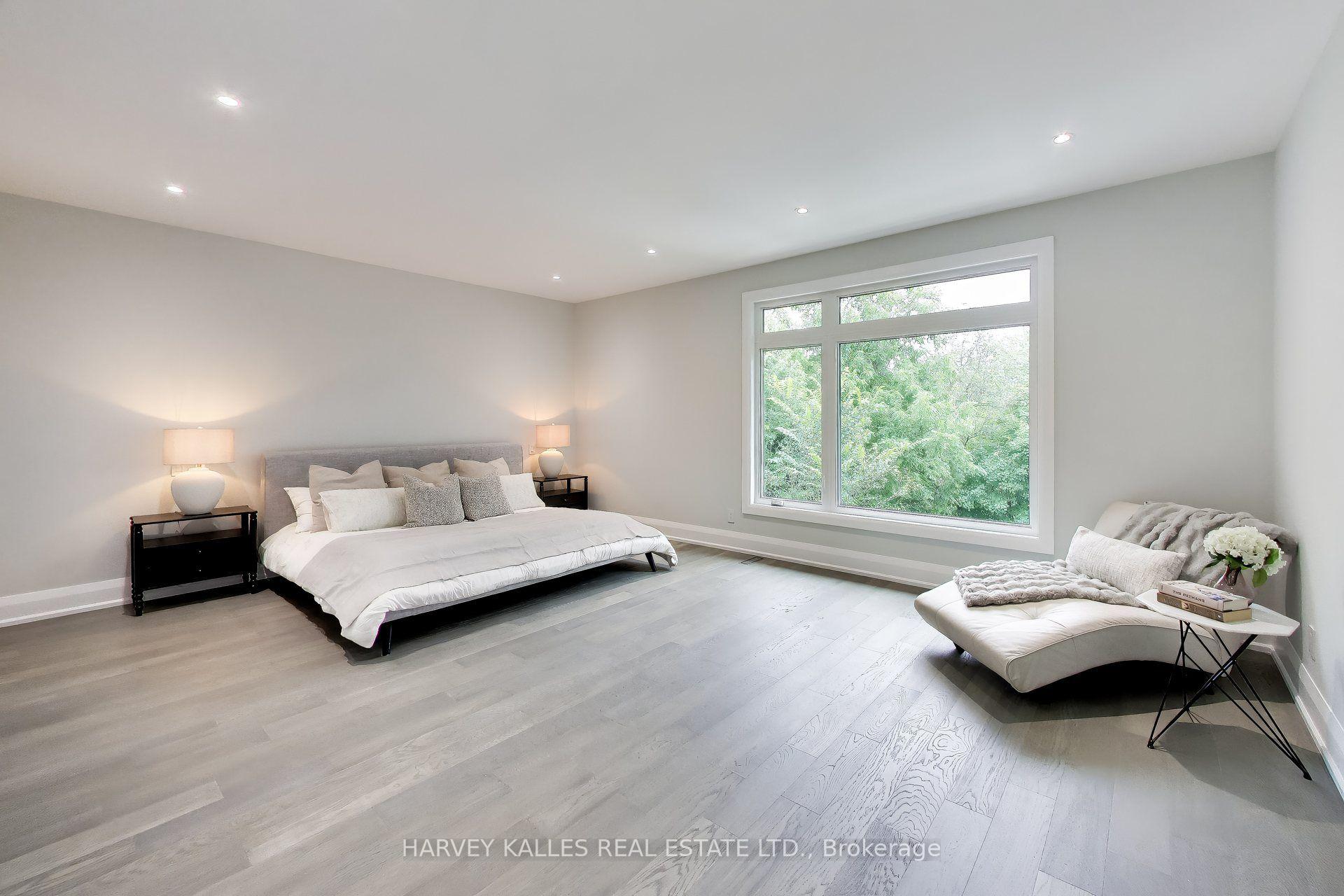 Photo 22 of 24 Ravenscrest Drive, Etobicoke, Princess-Rosethorn — HOMEH