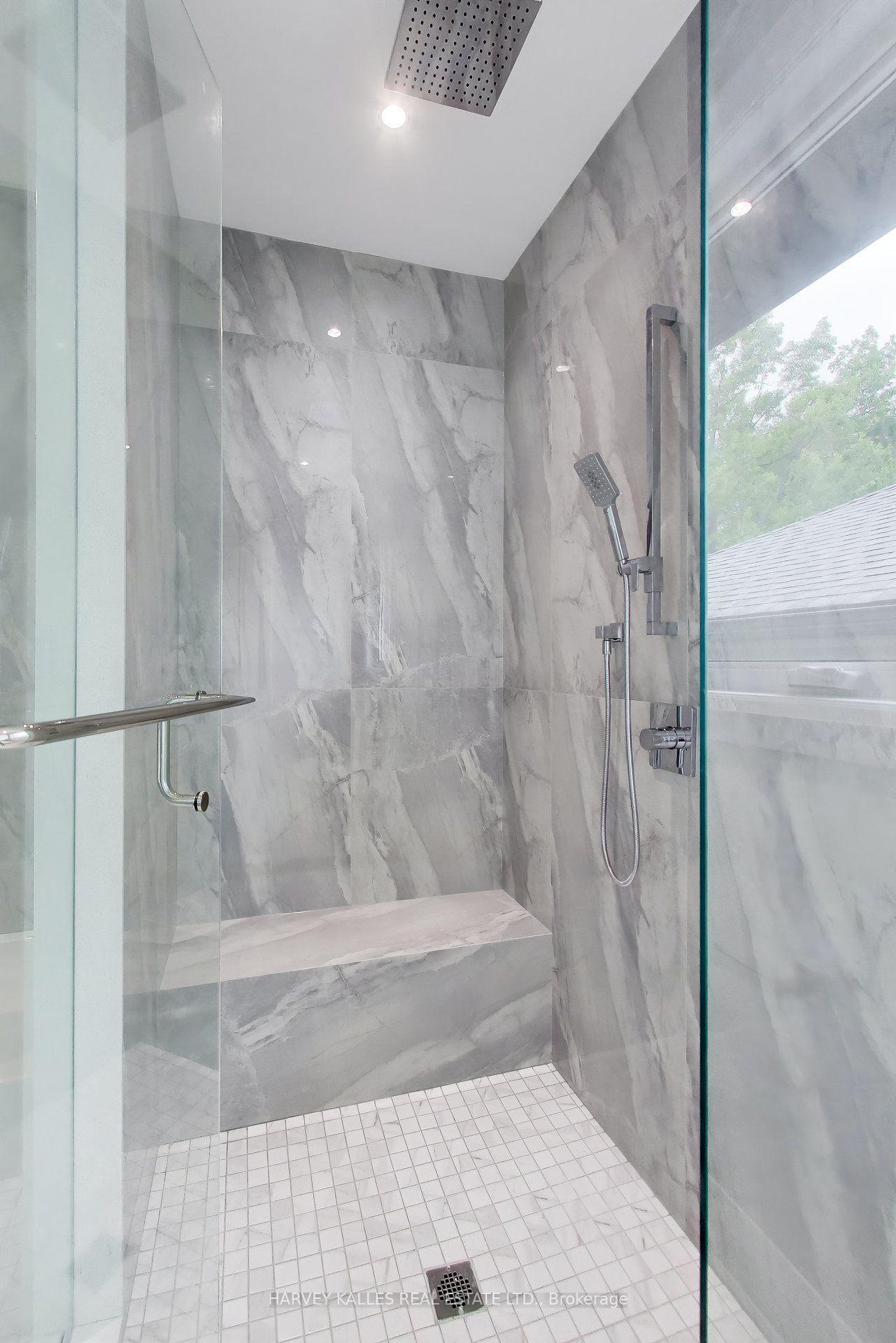 Photo 25 of 24 Ravenscrest Drive, Etobicoke, Princess-Rosethorn — HOMEH