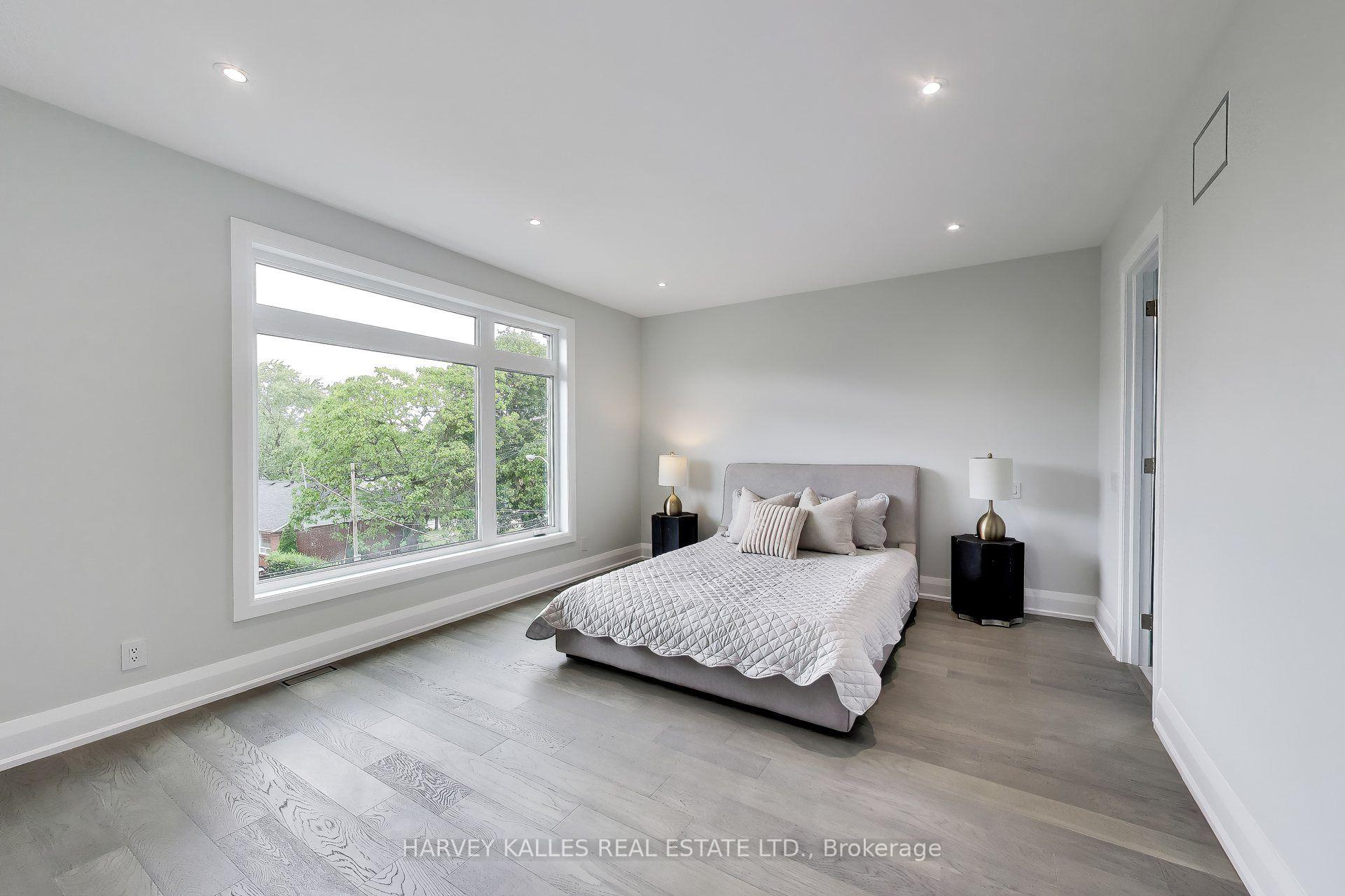 Photo 27 of 24 Ravenscrest Drive, Etobicoke, Princess-Rosethorn — HOMEH