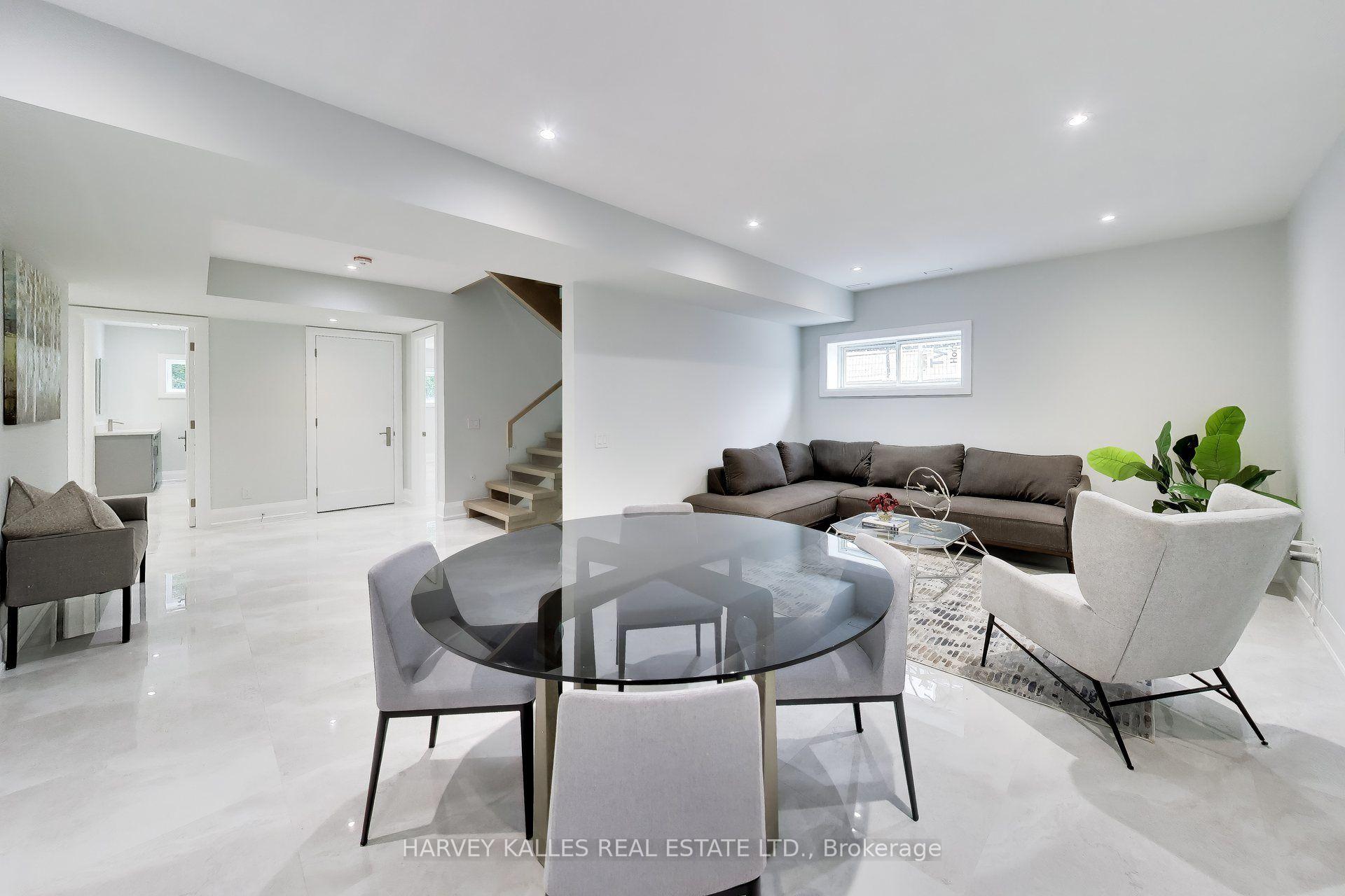 Photo 37 of 24 Ravenscrest Drive, Etobicoke, Princess-Rosethorn — HOMEH