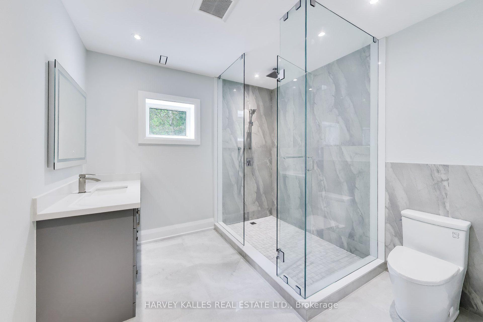 Photo 41 of 24 Ravenscrest Drive, Etobicoke, Princess-Rosethorn — HOMEH