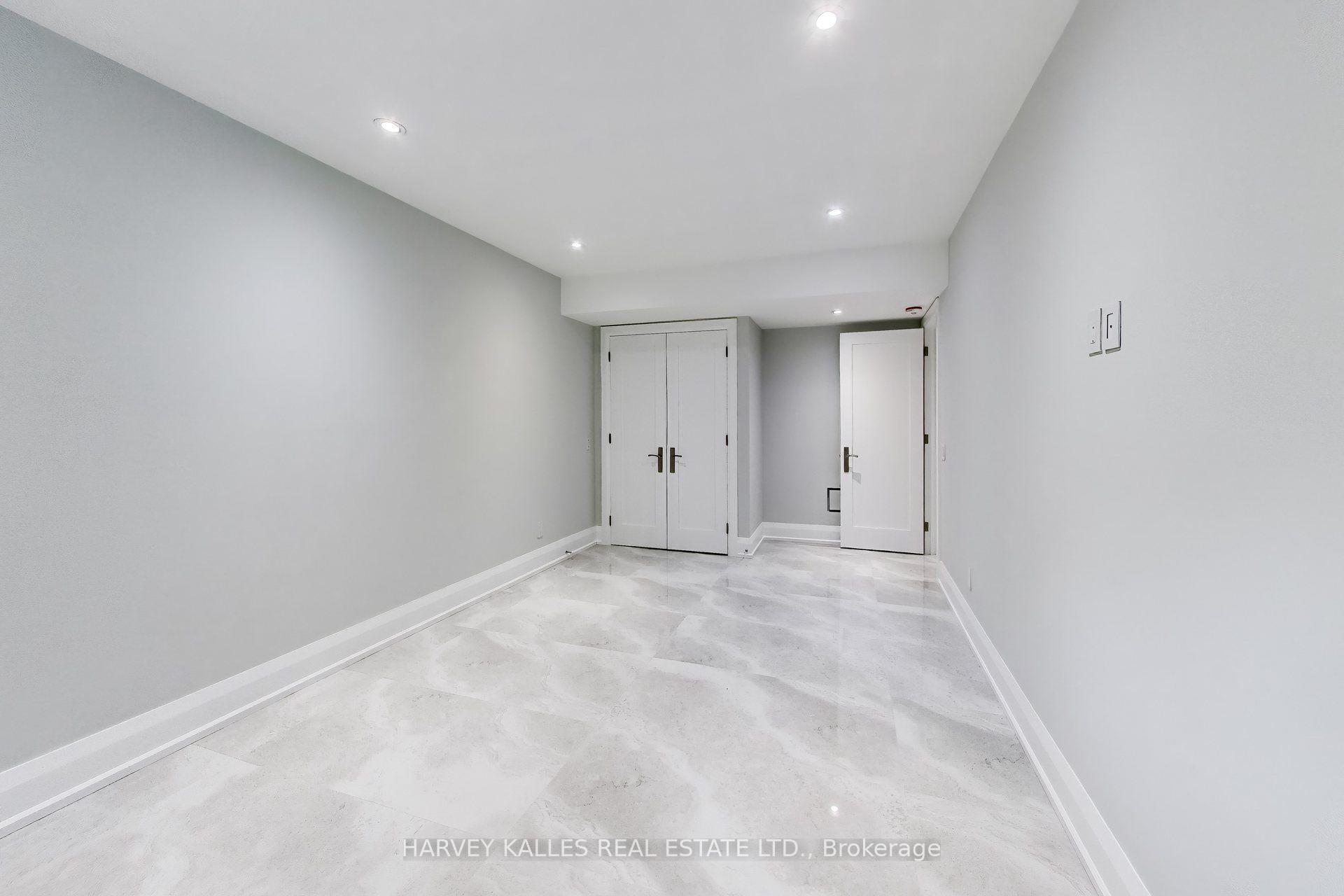 Photo 42 of 24 Ravenscrest Drive, Etobicoke, Princess-Rosethorn — HOMEH