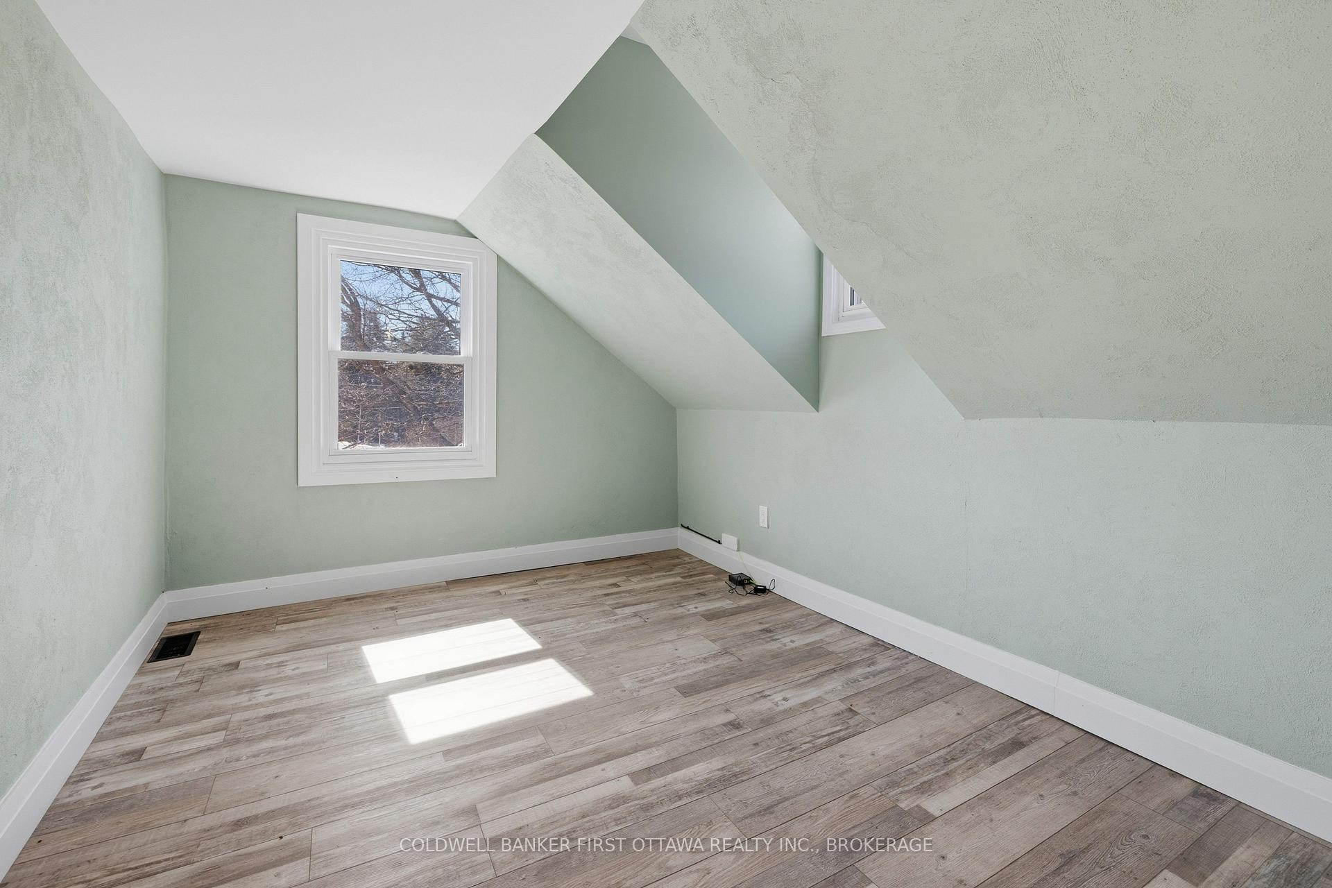 Photo 24 of 718 Jones Falls Road, Rideau Lakes, Rideau Lakes (South Crosby) Twp — HOMEH
