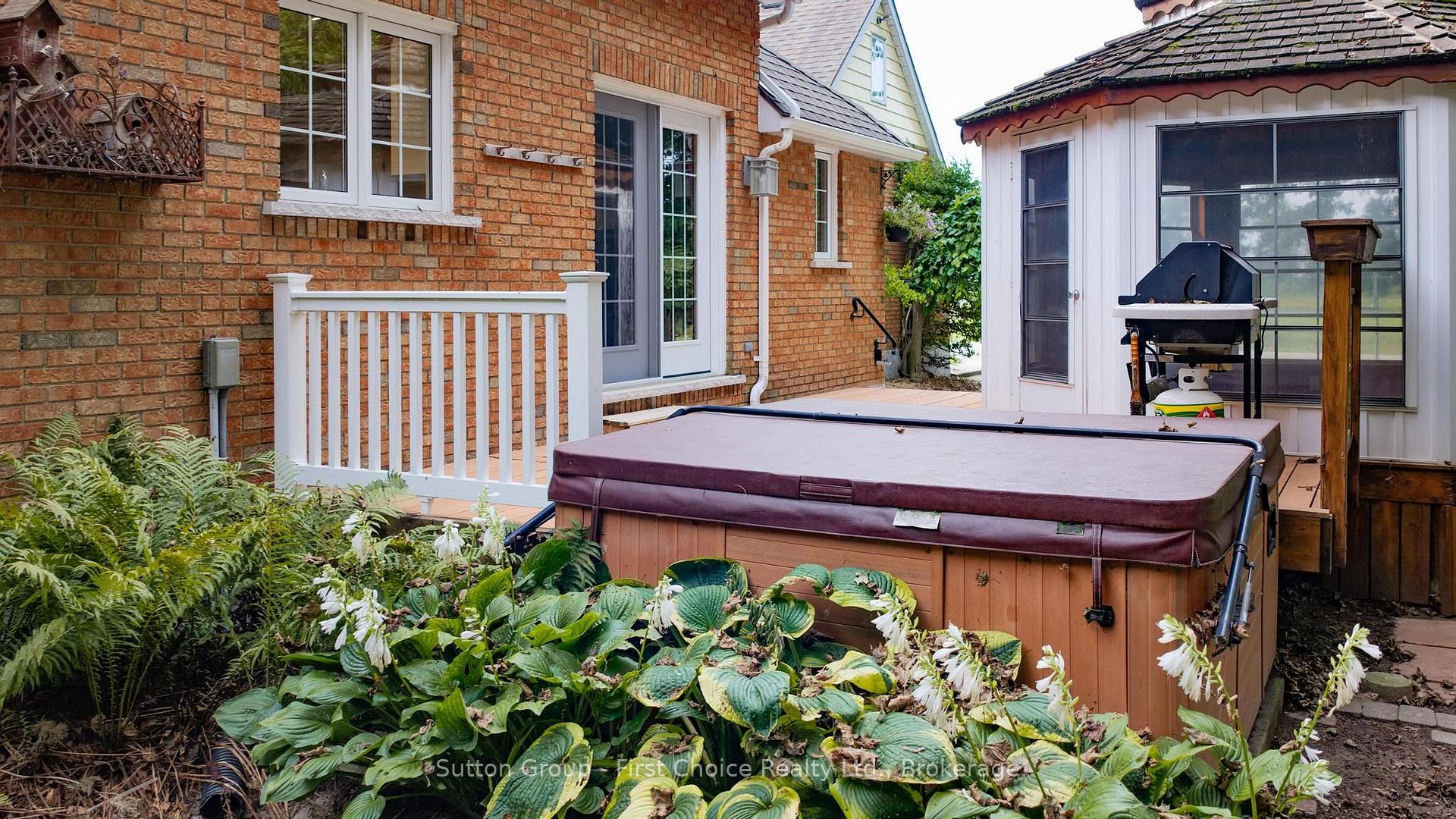 Photo 43 of 41598 Byers Street, Central Huron, Hullett — HOMEH