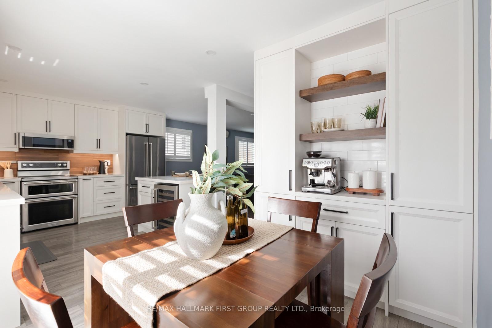 Photo 11 of 425 Cobblehill Drive, Oshawa, Pinecrest — HOMEH