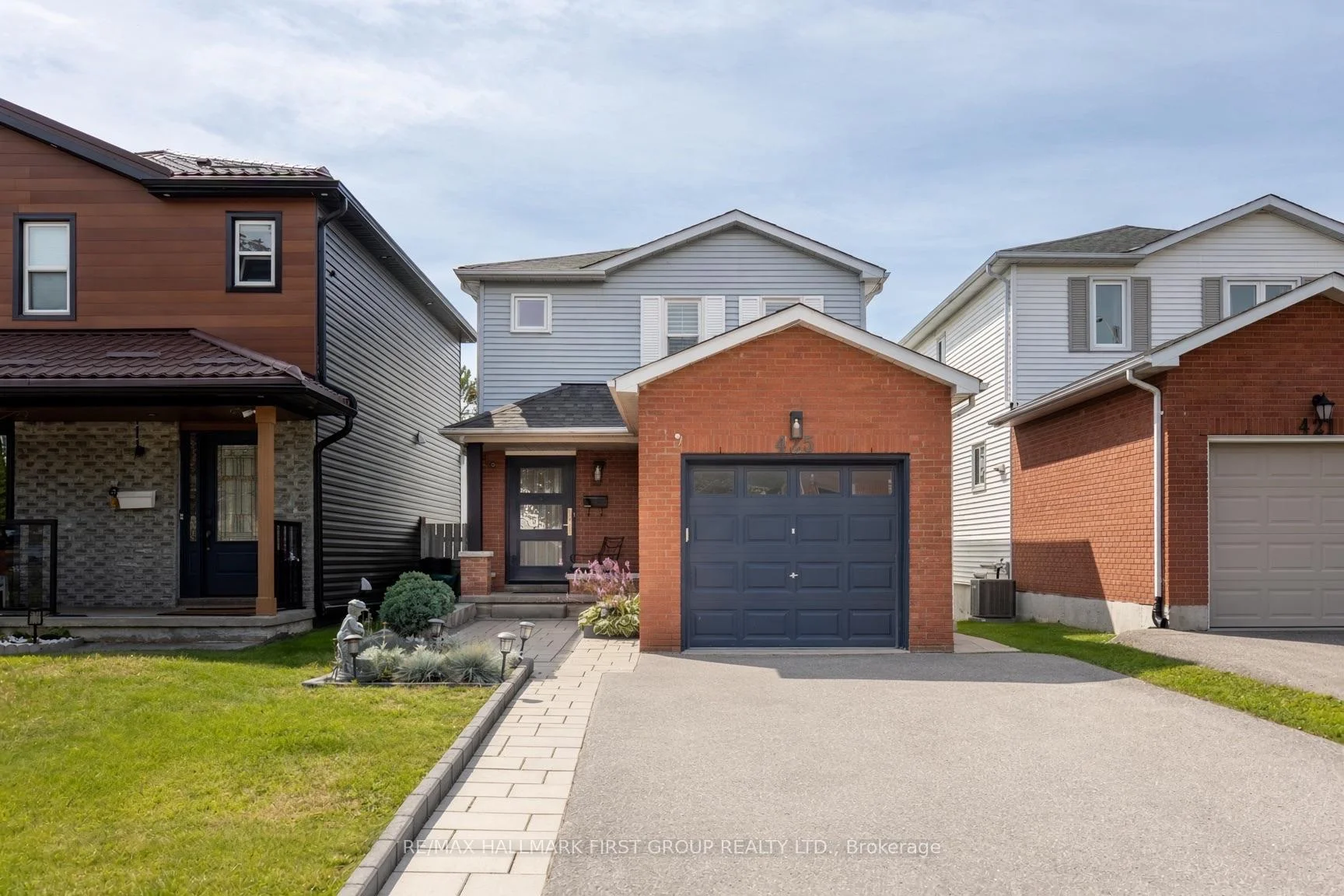Photo 1 of 425 Cobblehill Drive, Oshawa, Pinecrest — HOMEH